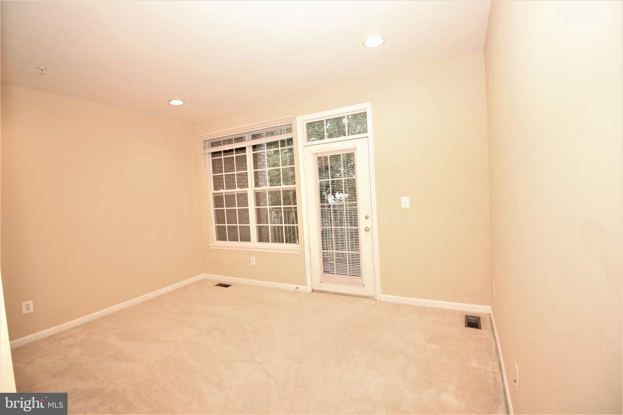 WESTBRIAR PLAZA - Residential Lease