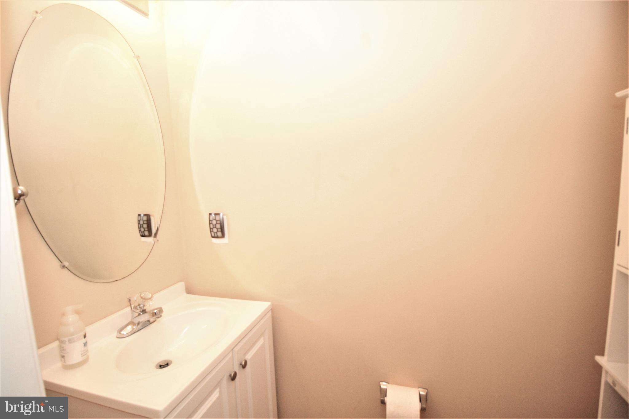 WESTBRIAR PLAZA - Residential Lease