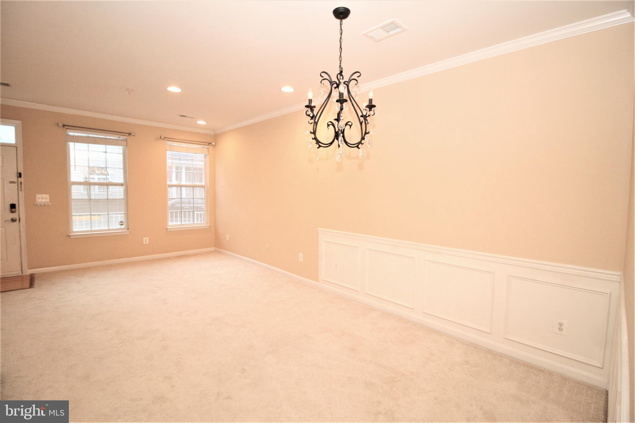 WESTBRIAR PLAZA - Residential Lease