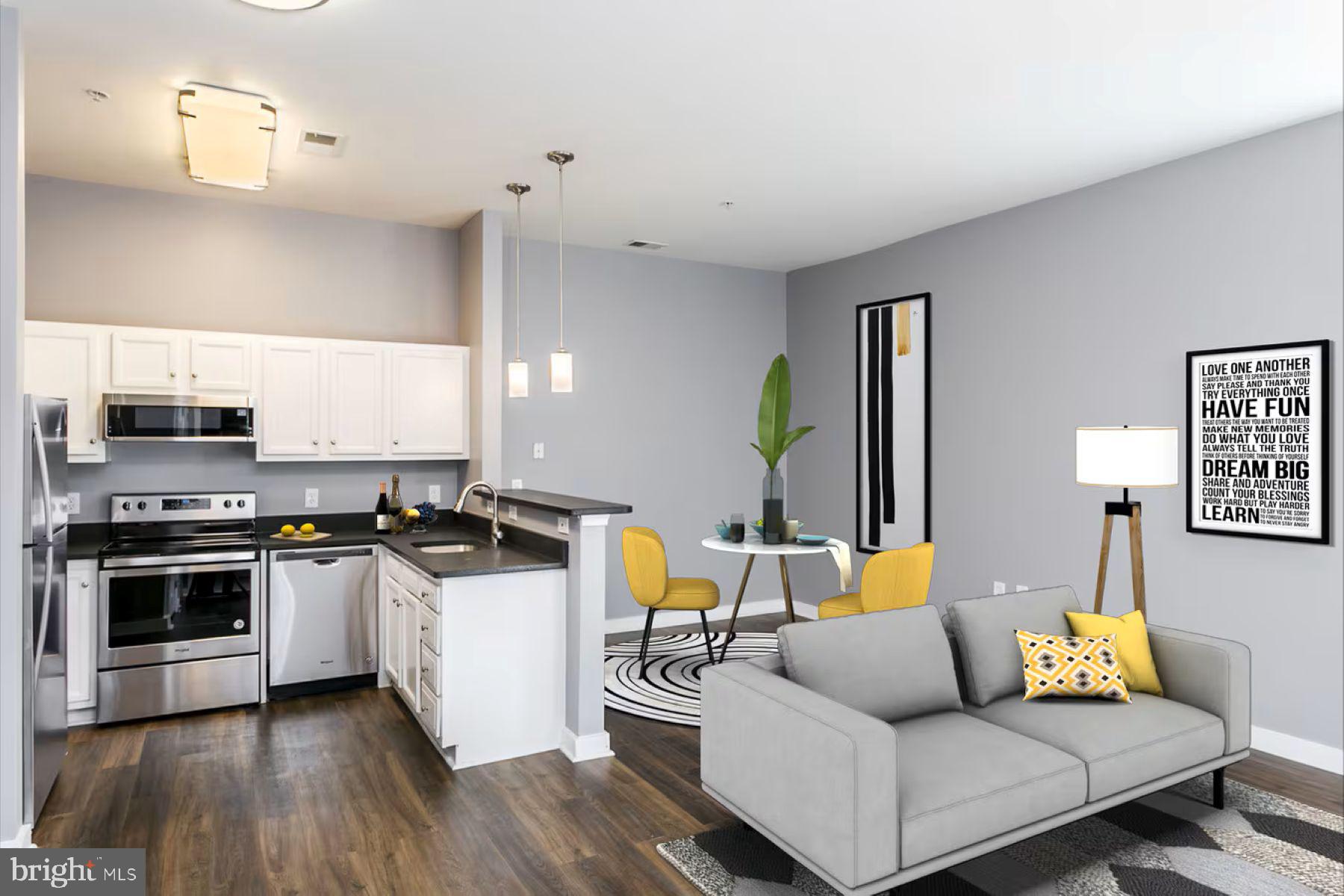 BROMO ARTS DISTRICT - Residential Lease