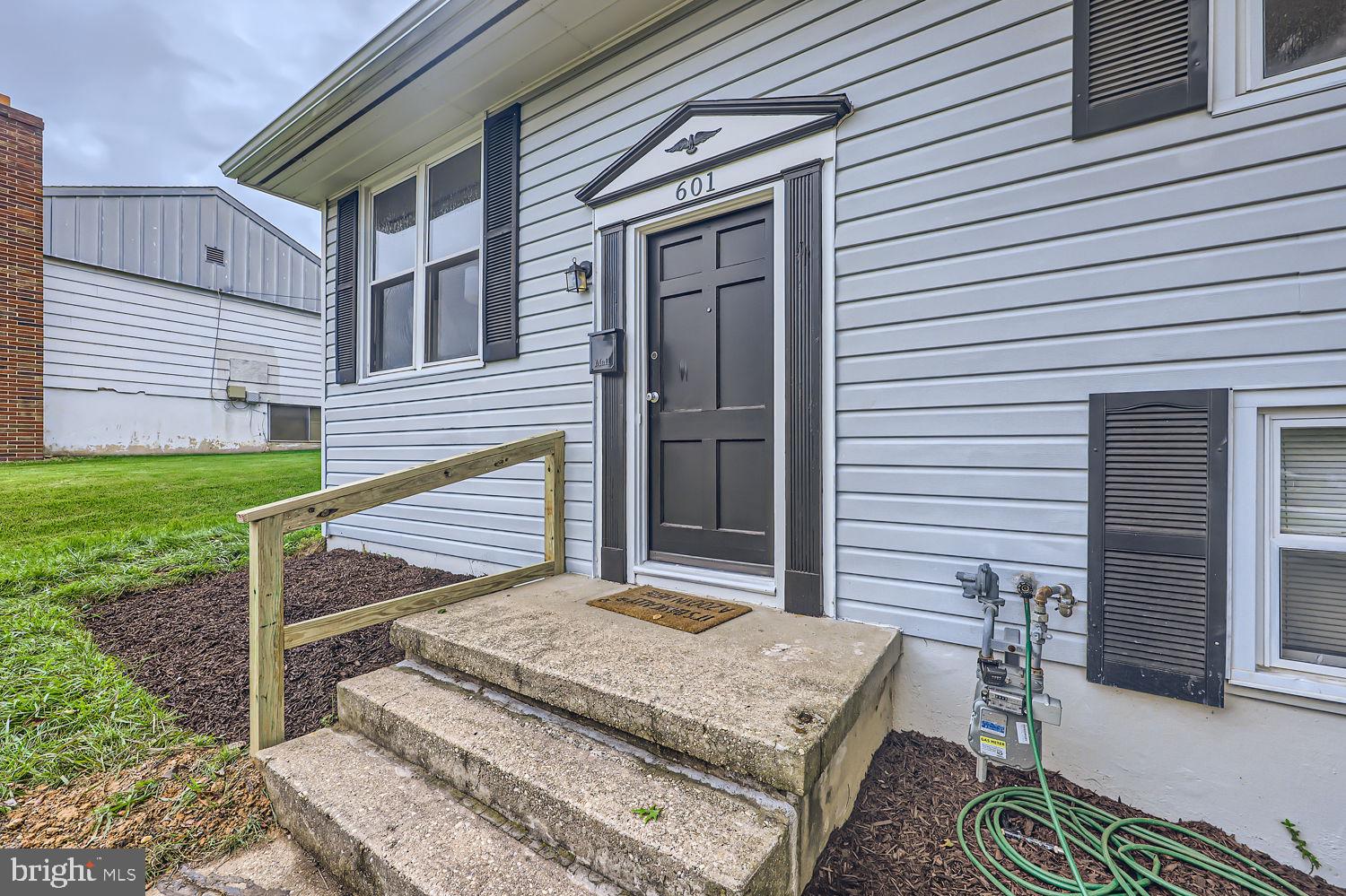 EDGE MEAD - Residential