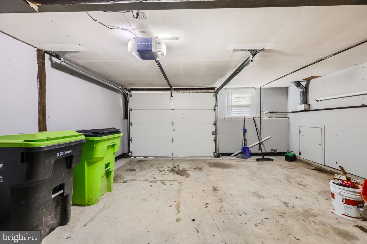 EDGE MEAD - Residential