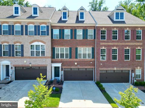 Photo of 15103 Hogshead Way, UPPER MARLBORO, MD 20774 (MLS # MDPG2194856)