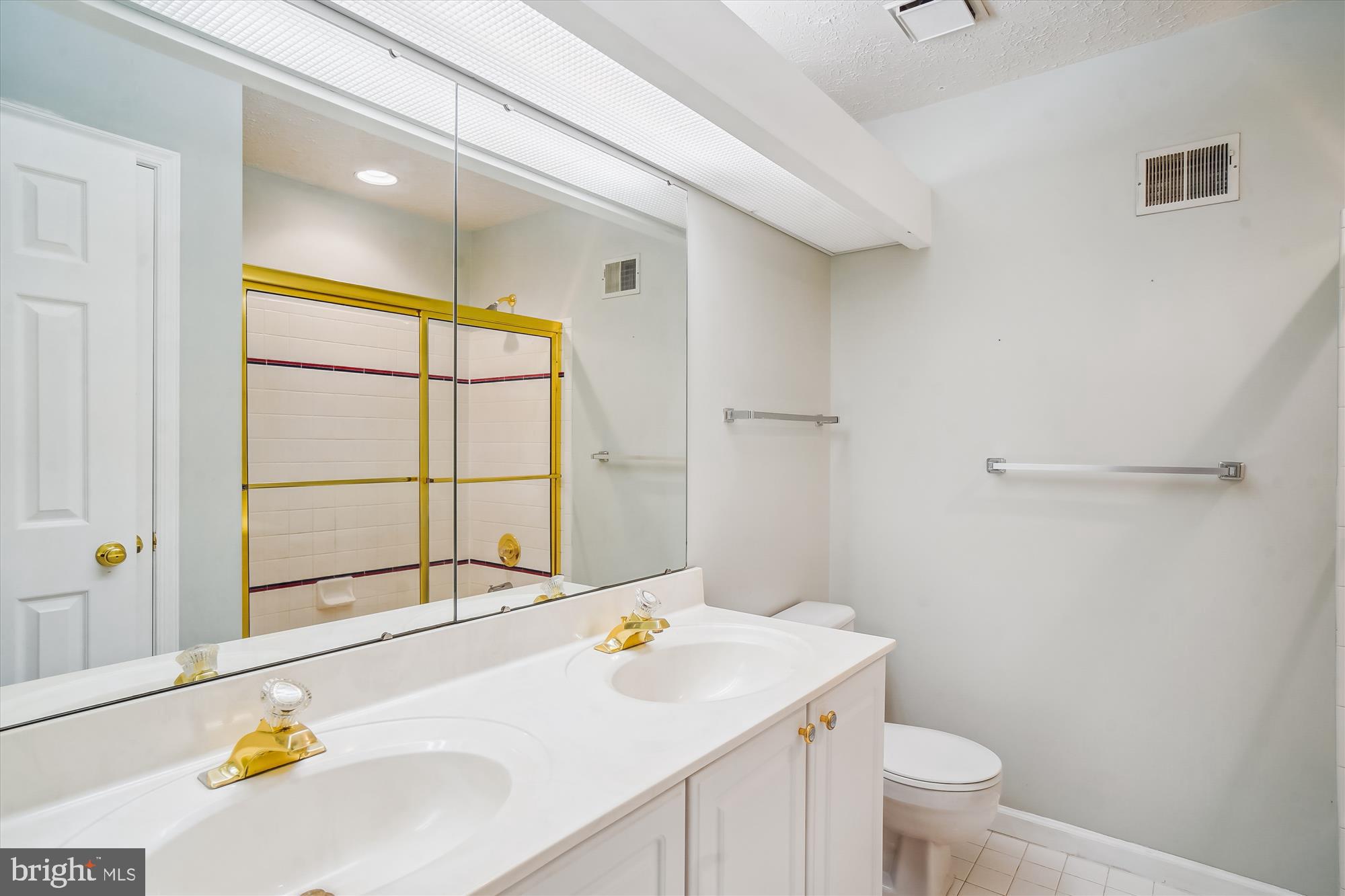 FREDERICKTOWNE VILLAGE - Residential