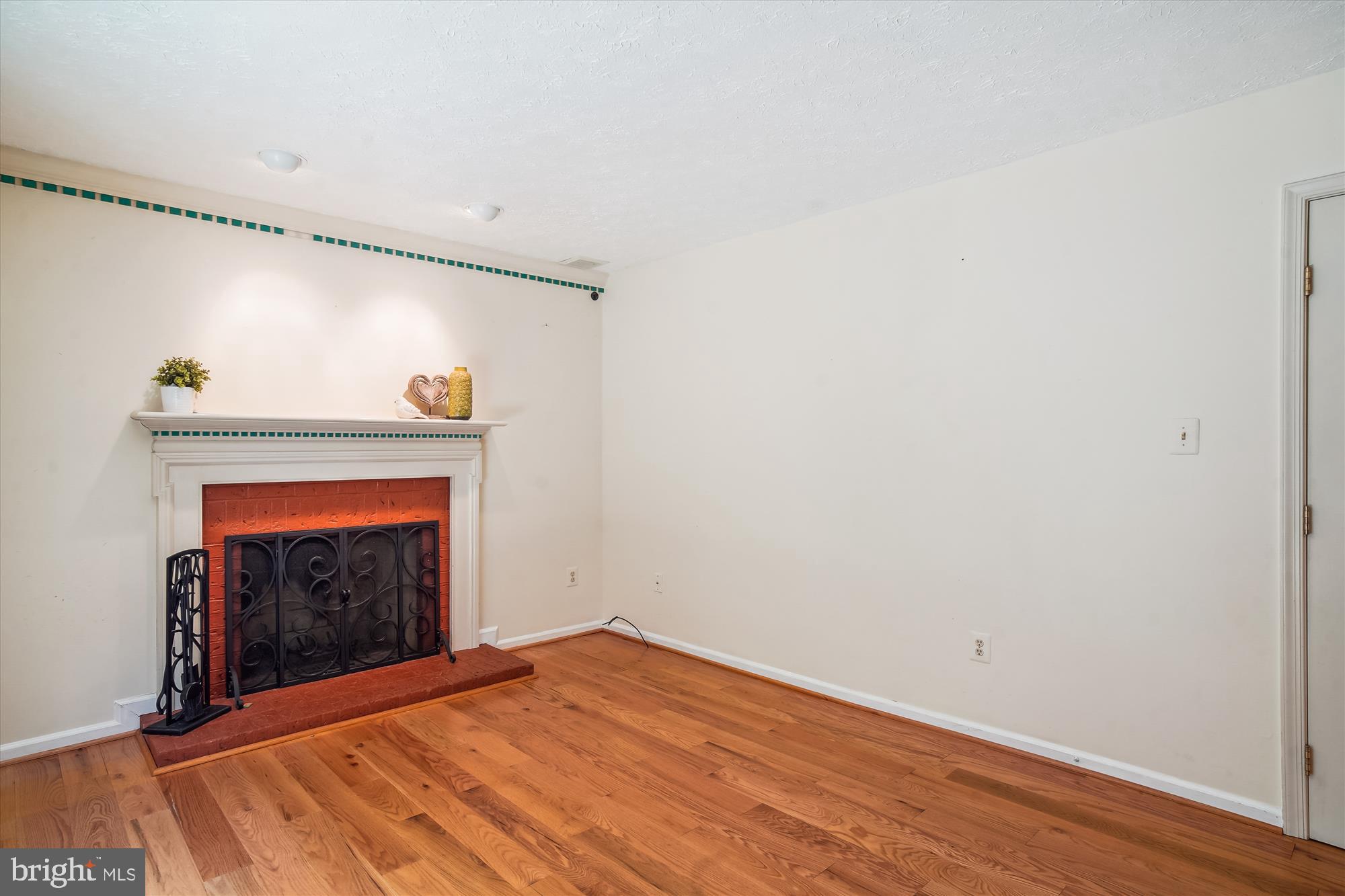 FREDERICKTOWNE VILLAGE - Residential