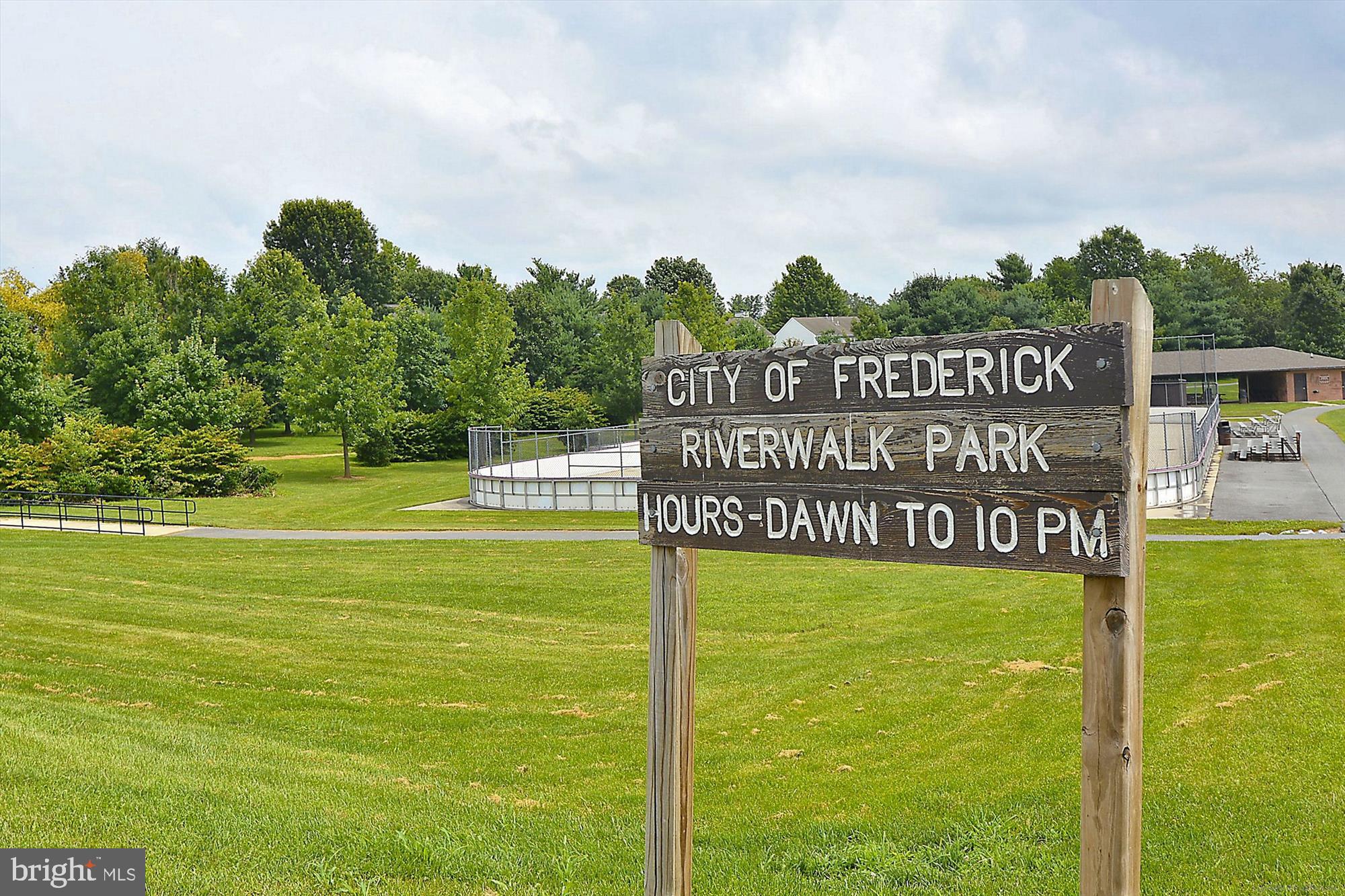 FREDERICKTOWNE VILLAGE - Residential