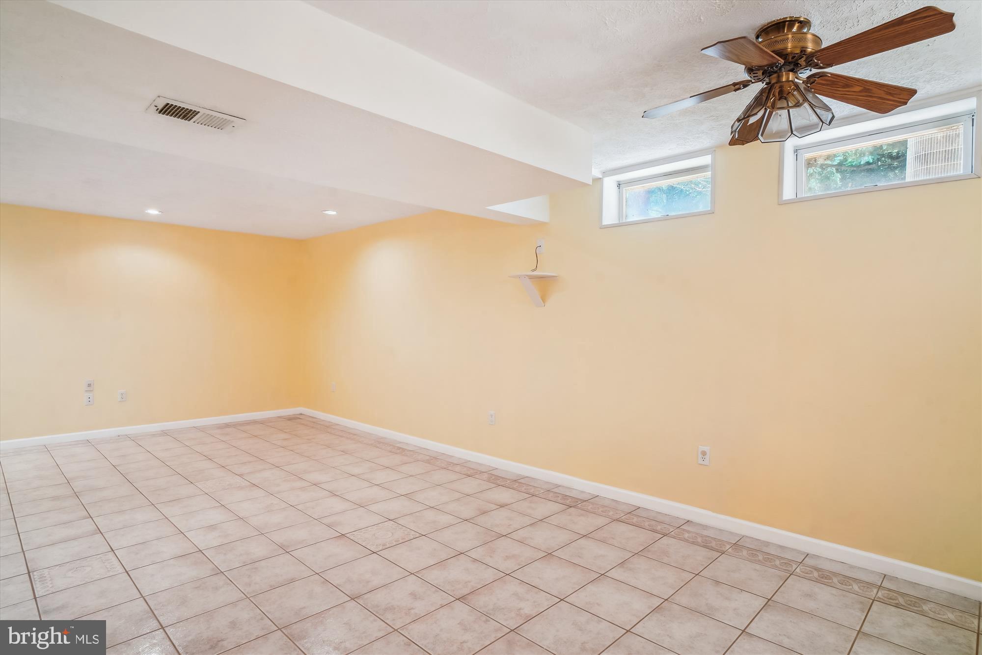 FREDERICKTOWNE VILLAGE - Residential