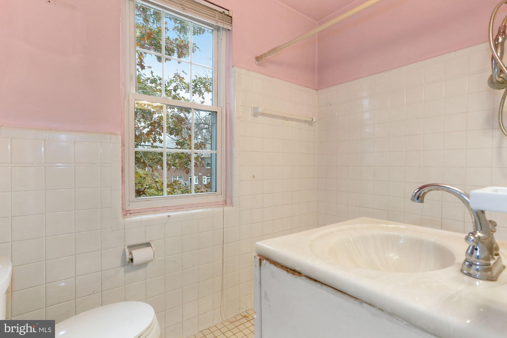 AUBURN VILLAGE - Residential