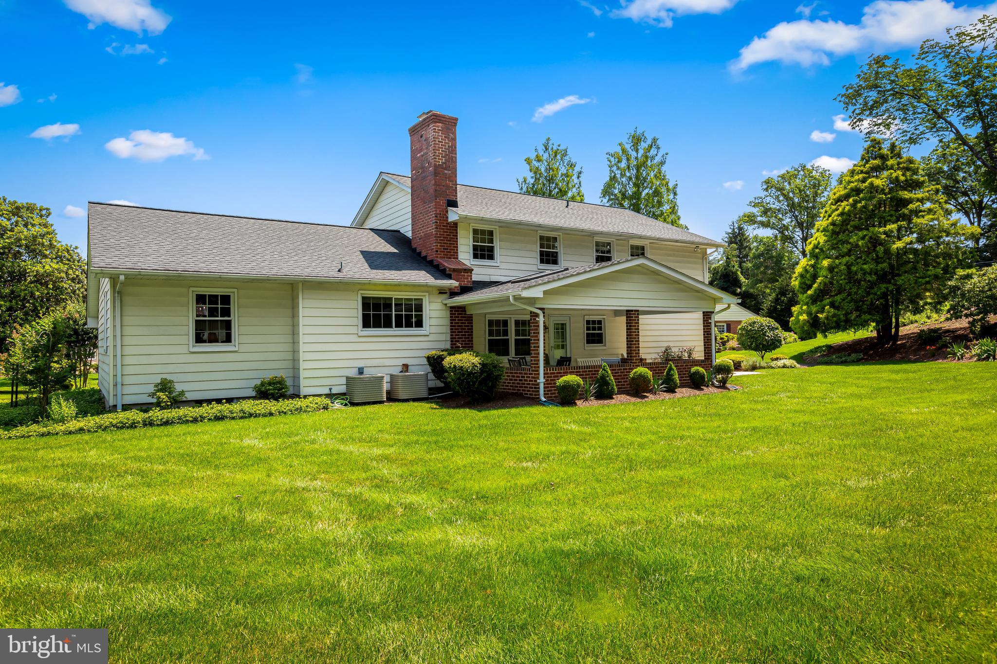 HUNT CLUB FARMS - Residential