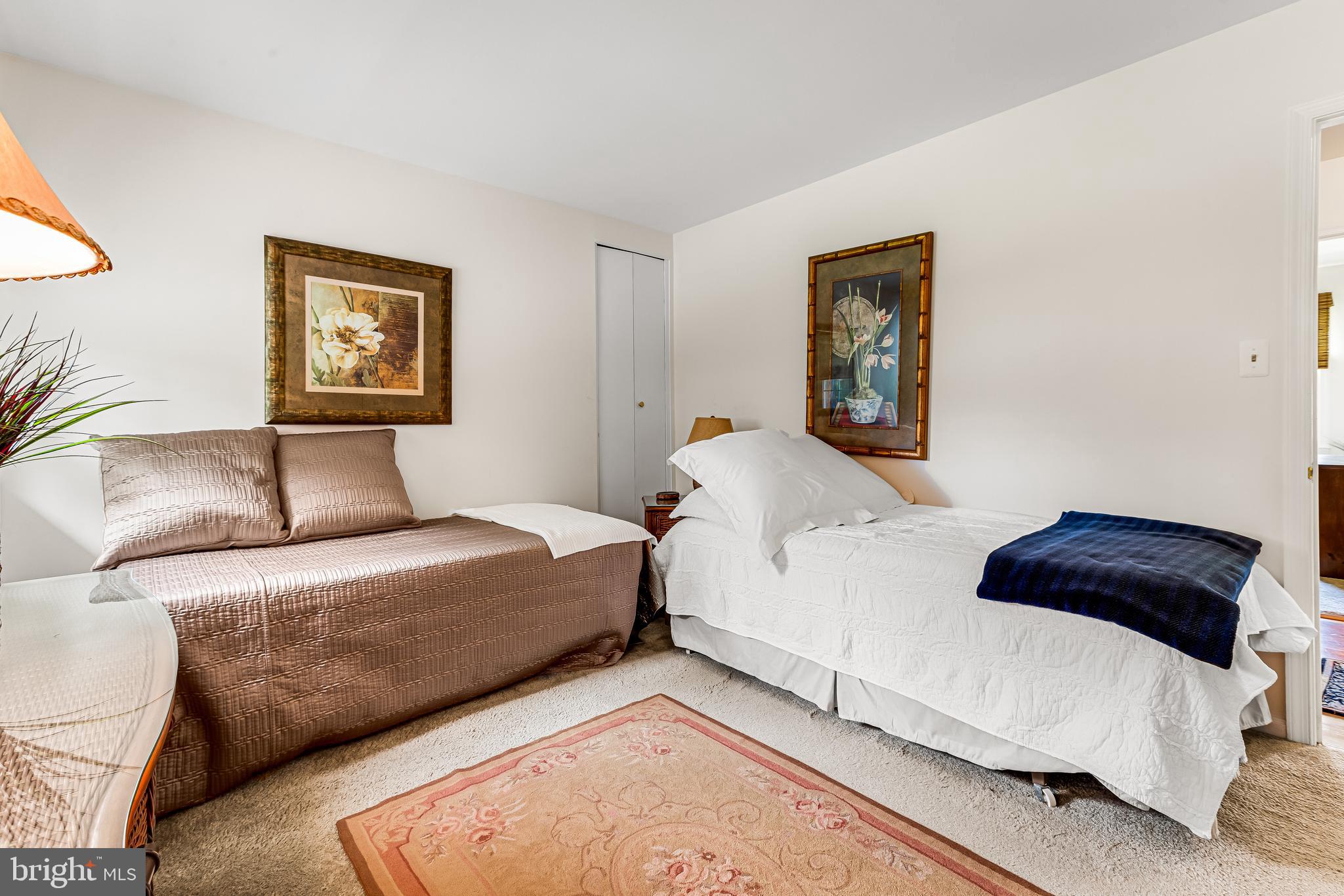 HUNT CLUB FARMS - Residential