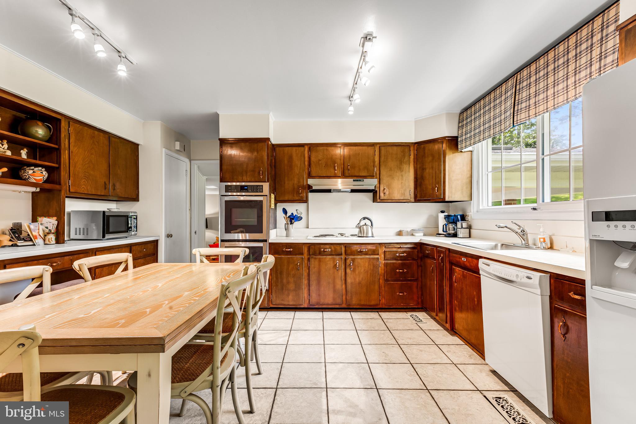 HUNT CLUB FARMS - Residential