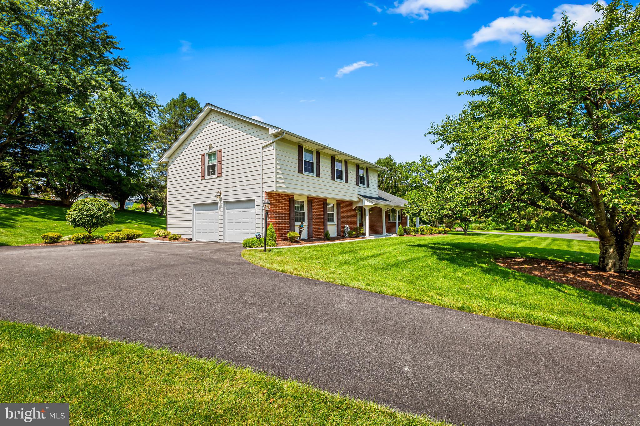 HUNT CLUB FARMS - Residential