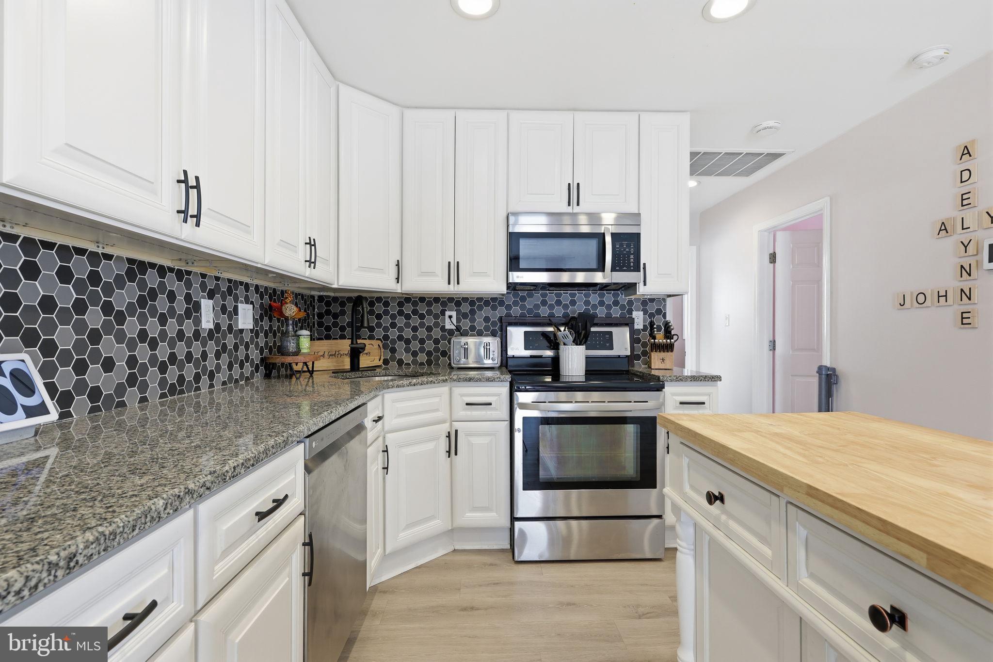 PENNSBURY HGTS - Residential