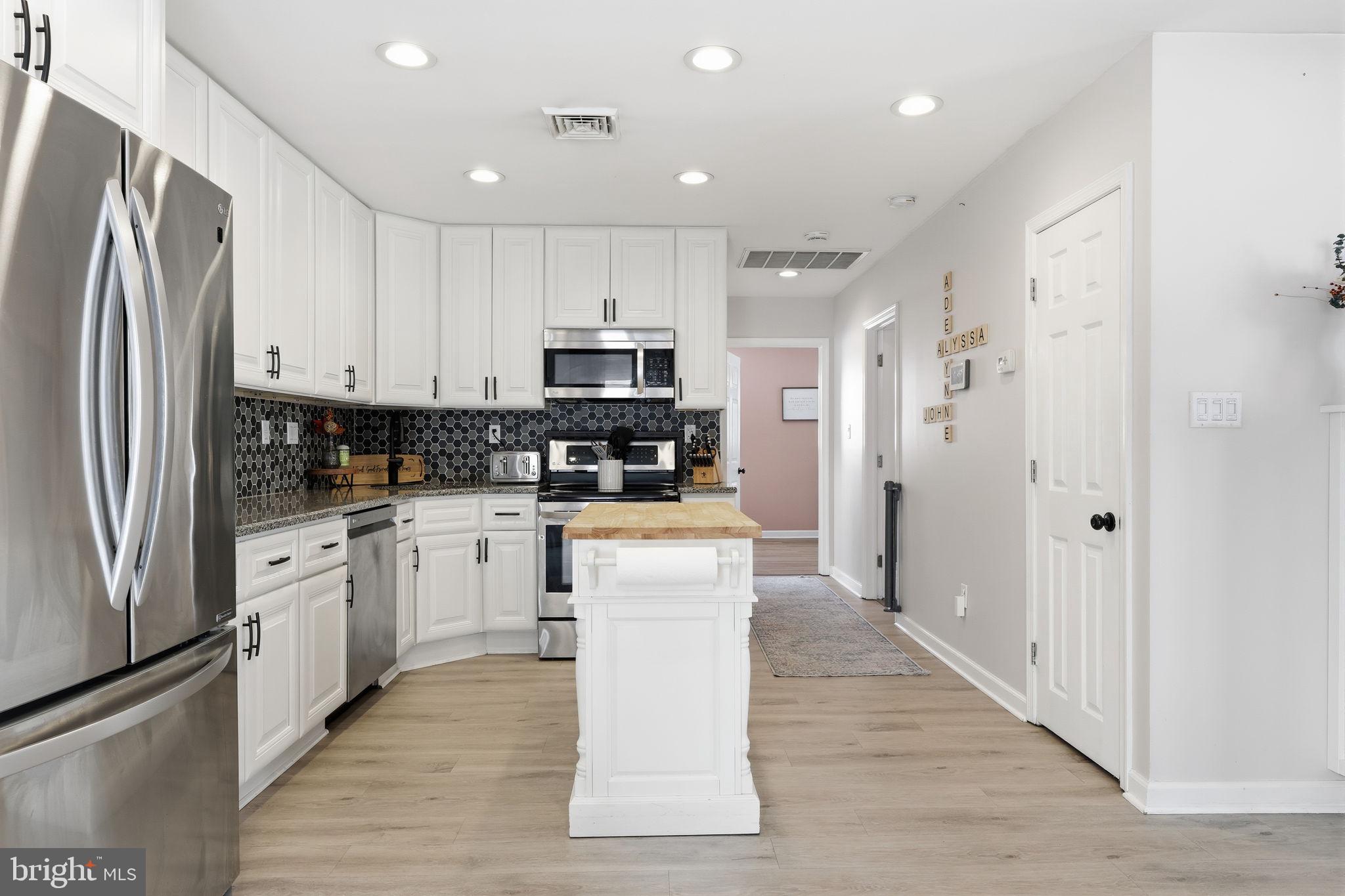 PENNSBURY HGTS - Residential