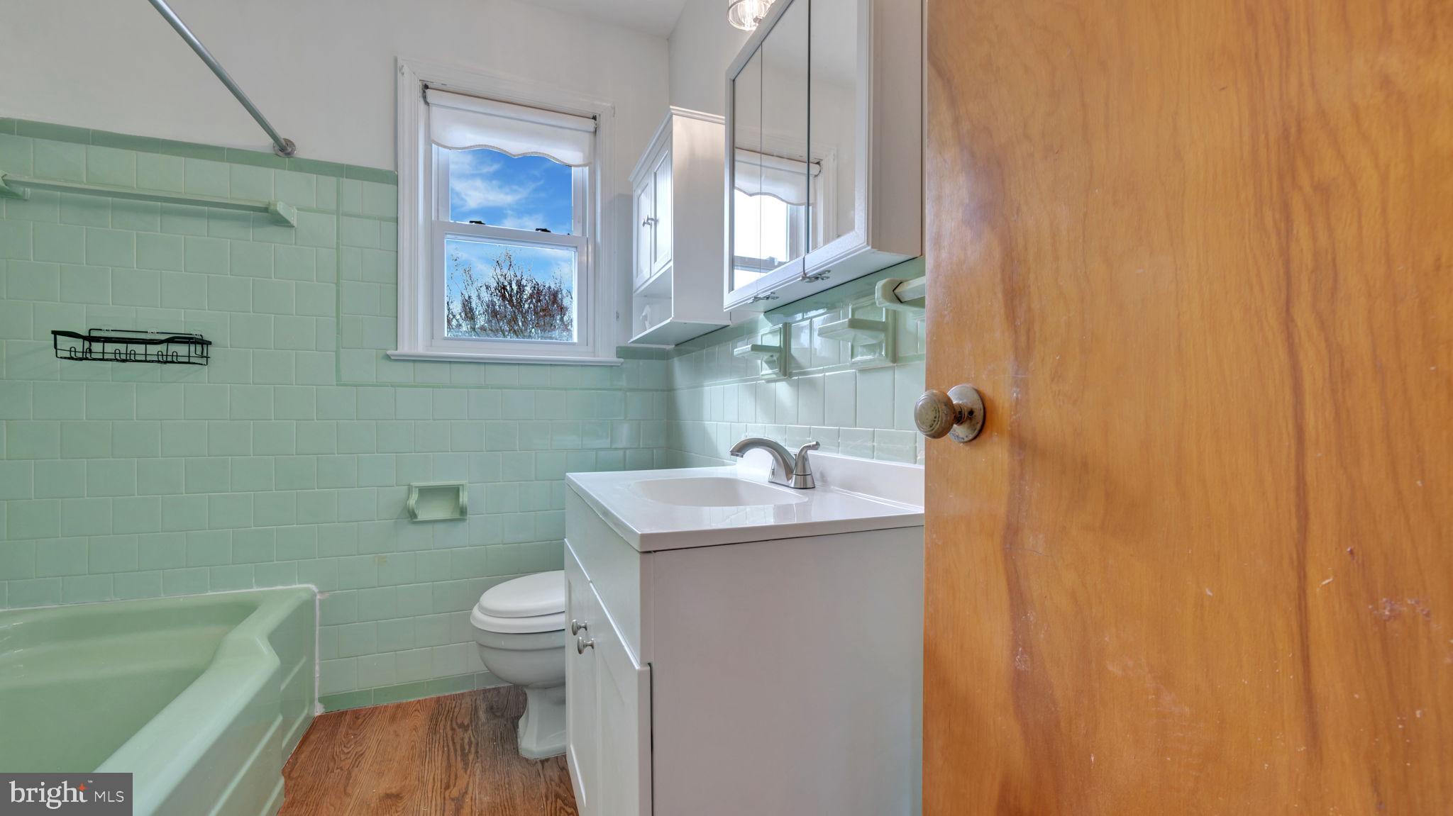 HORSE SHOE ROAD - Residential Lease