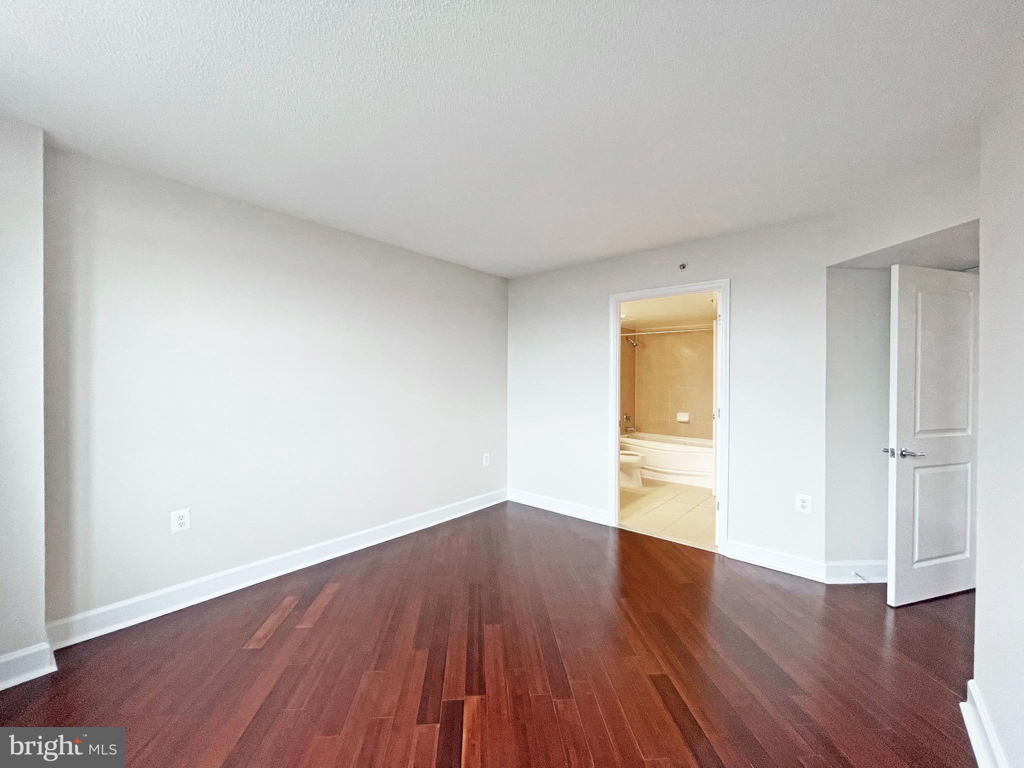 CARLTON HOUSE - Residential Lease