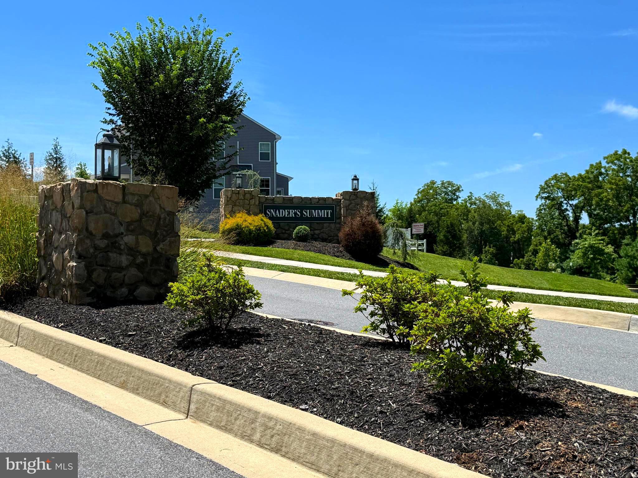 2807 TOWN VIEW CIRCLE