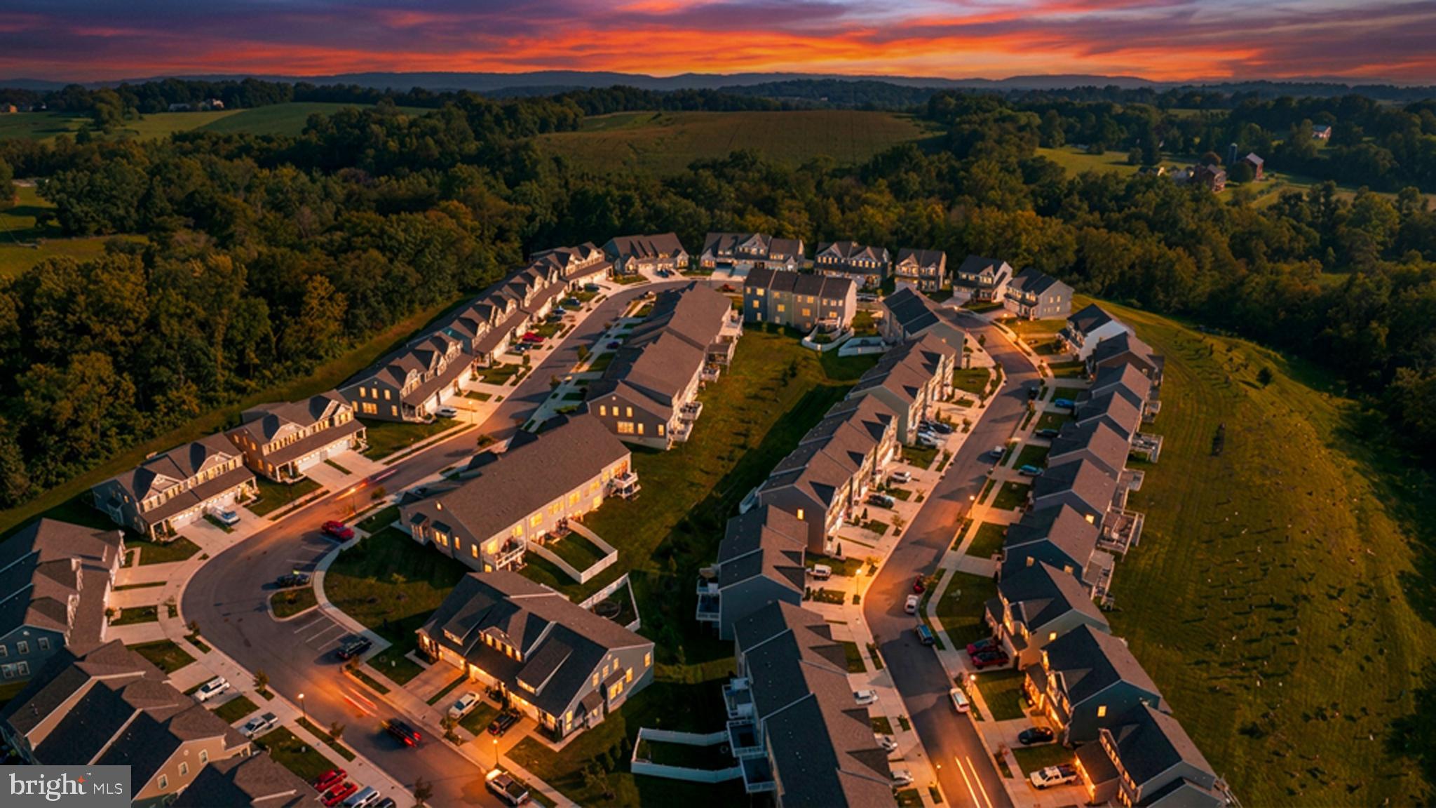 2807 TOWN VIEW CIRCLE