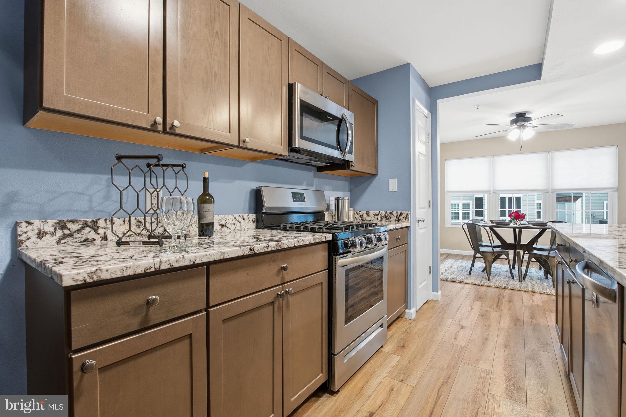 ENGLISH COUNTRY MANOR - Residential