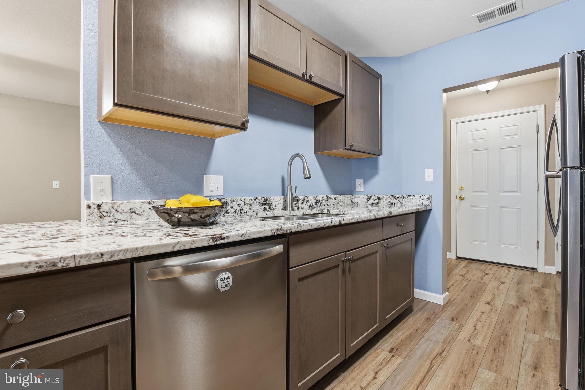 ENGLISH COUNTRY MANOR - Residential