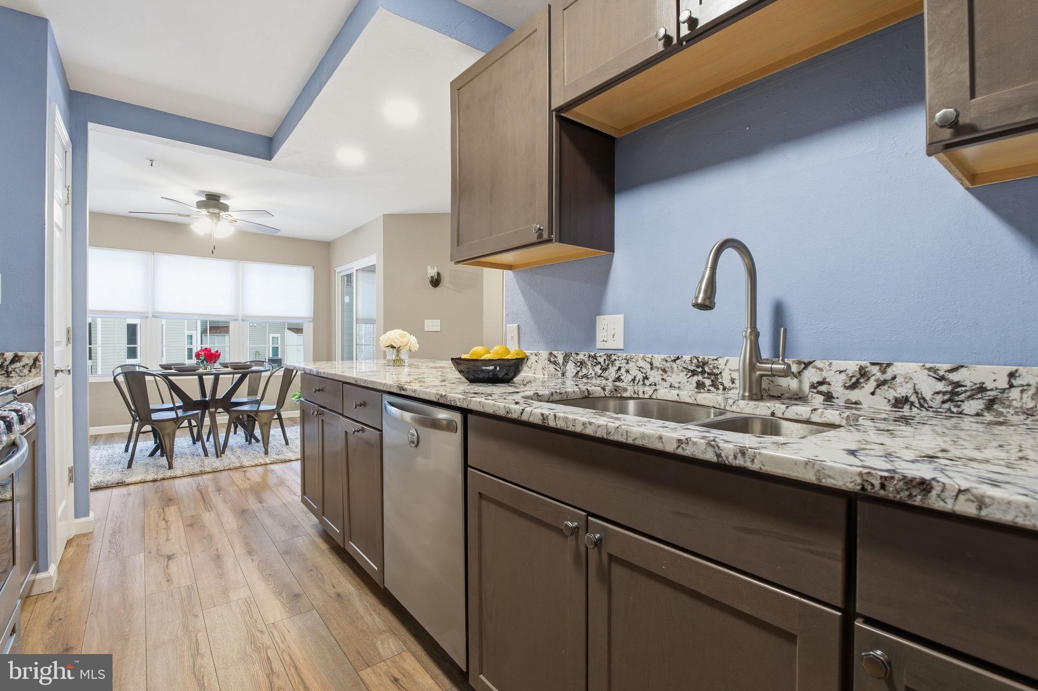 ENGLISH COUNTRY MANOR - Residential