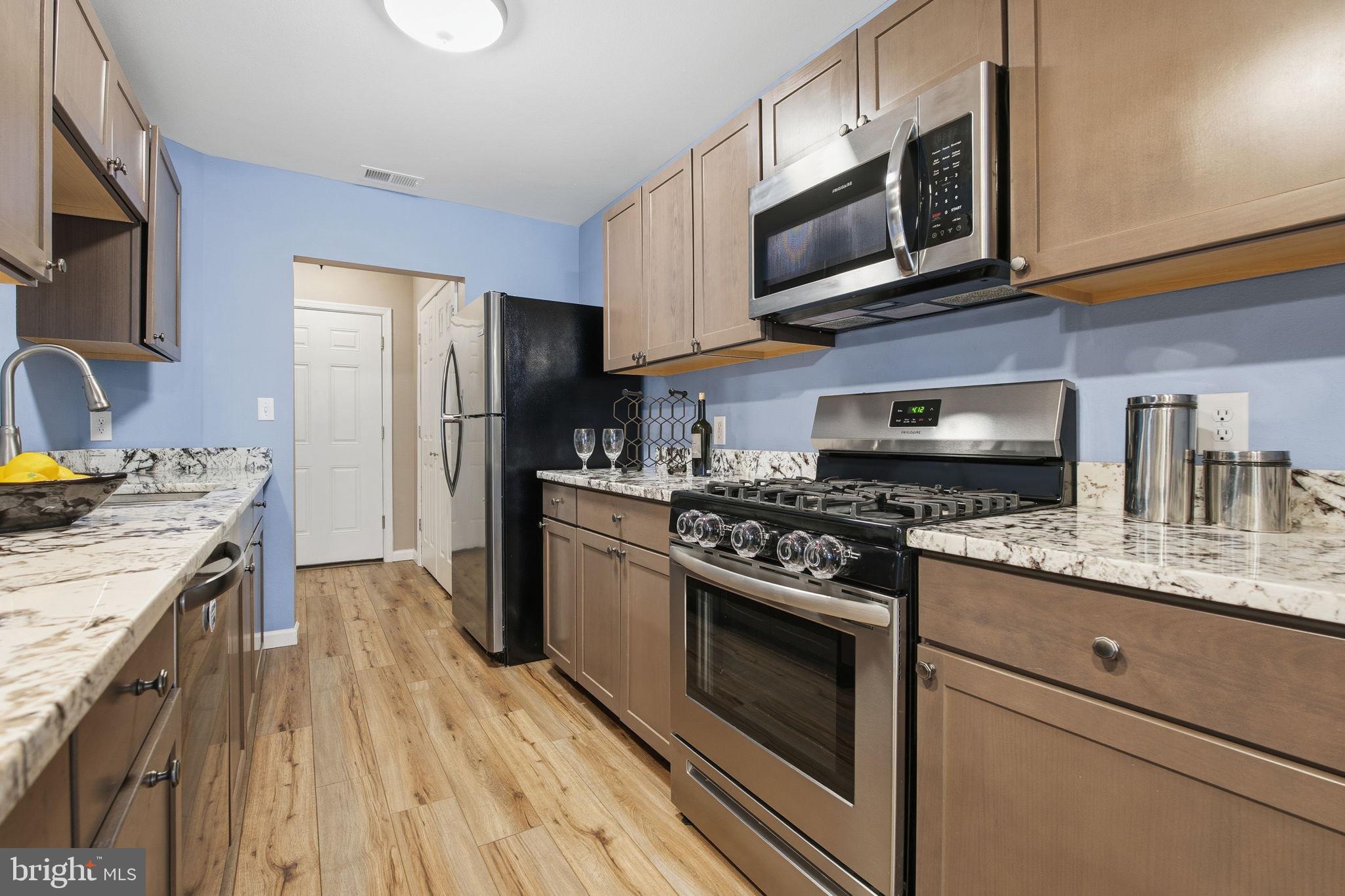 ENGLISH COUNTRY MANOR - Residential