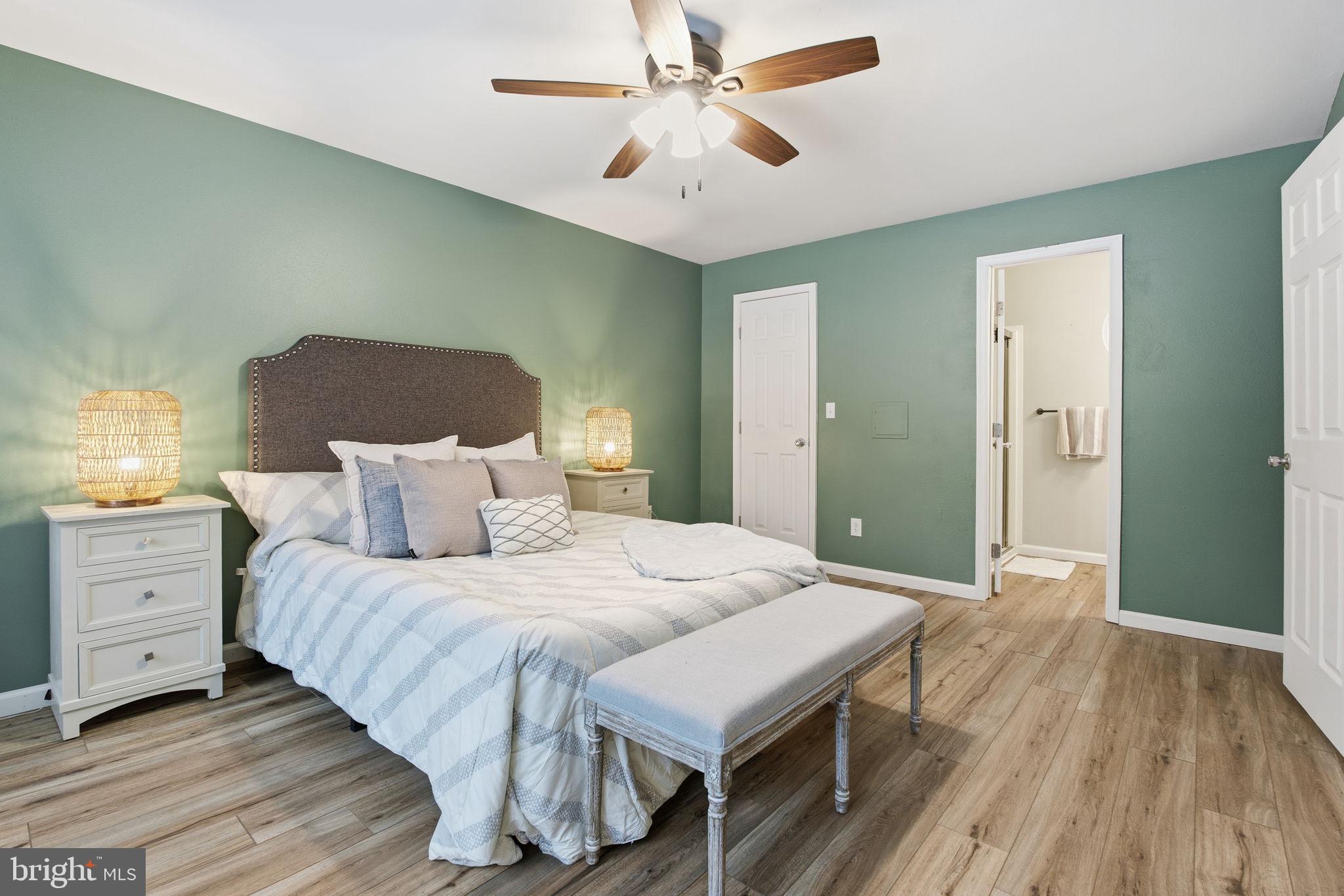 ENGLISH COUNTRY MANOR - Residential