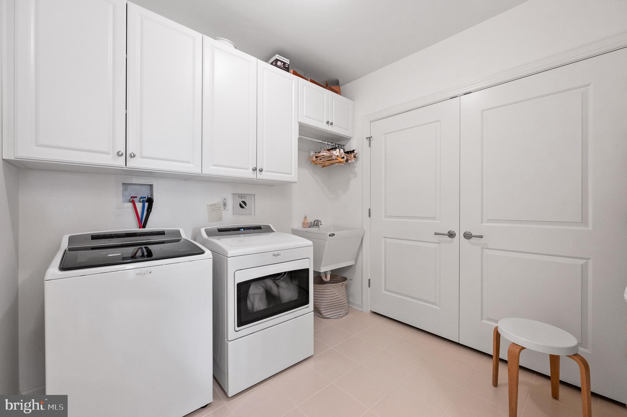 ATHERTYN - Residential