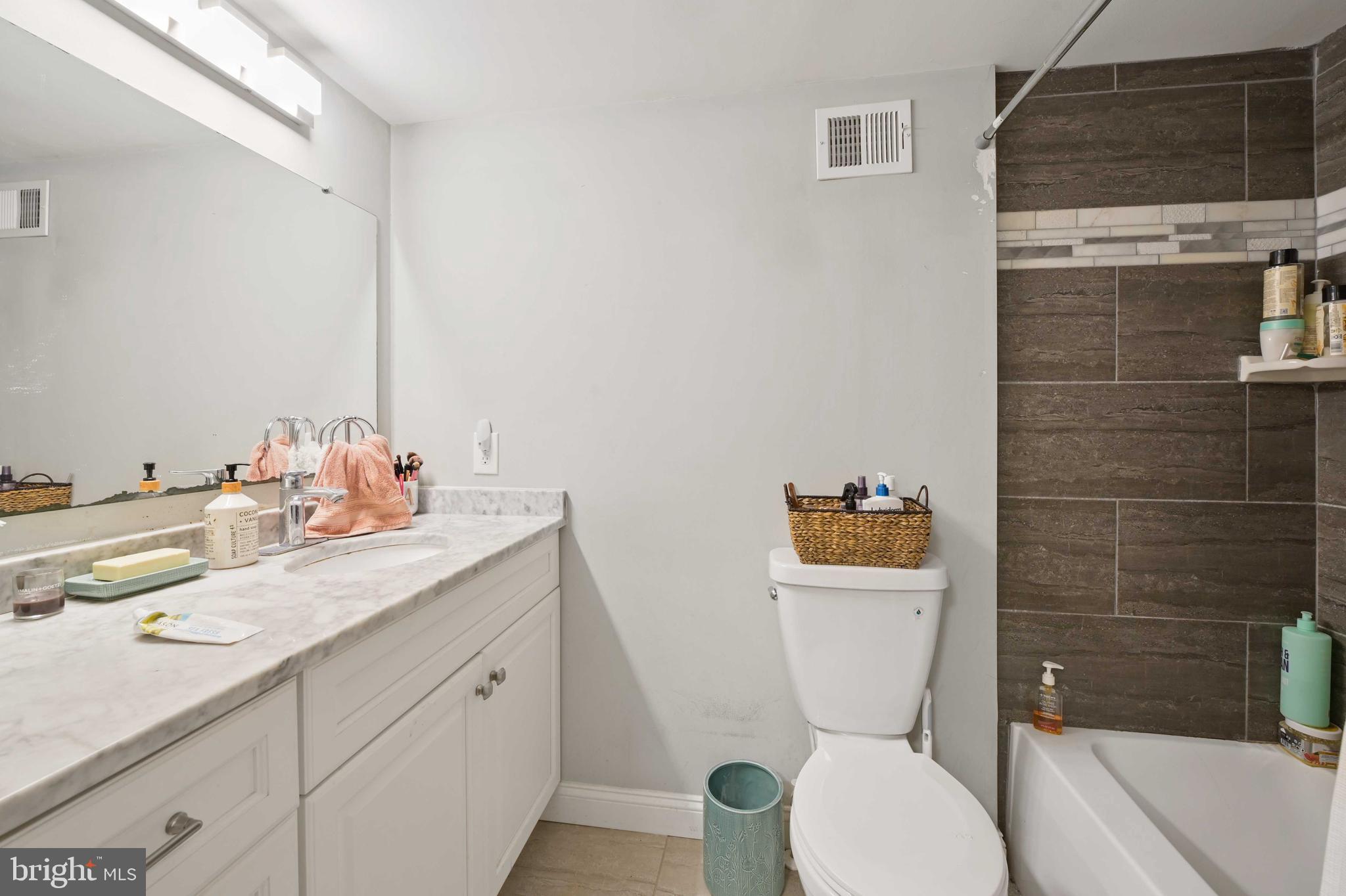 FELLS POINT HISTORIC DISTRICT - Residential