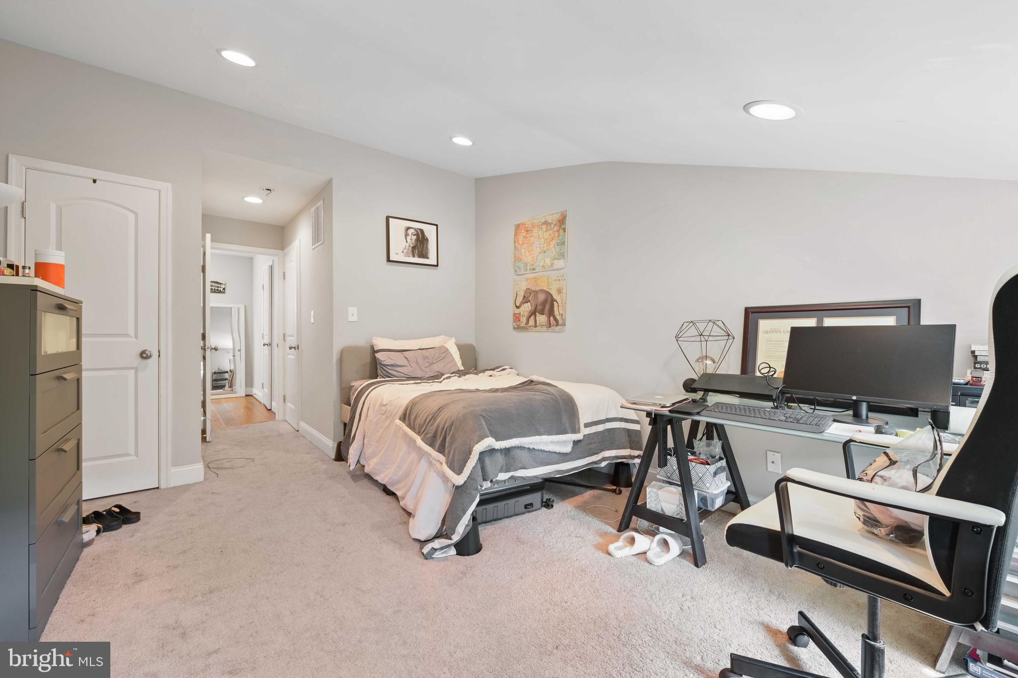 FELLS POINT HISTORIC DISTRICT - Residential