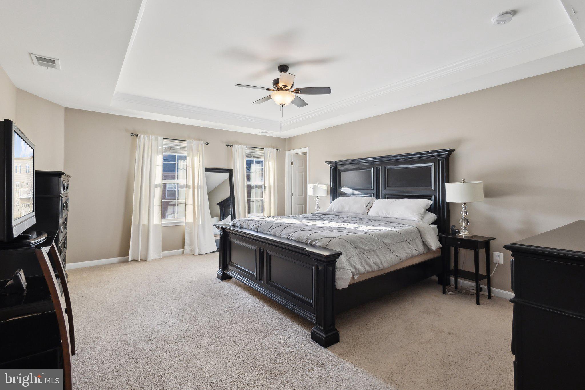 MADISON CRESCENT - Residential