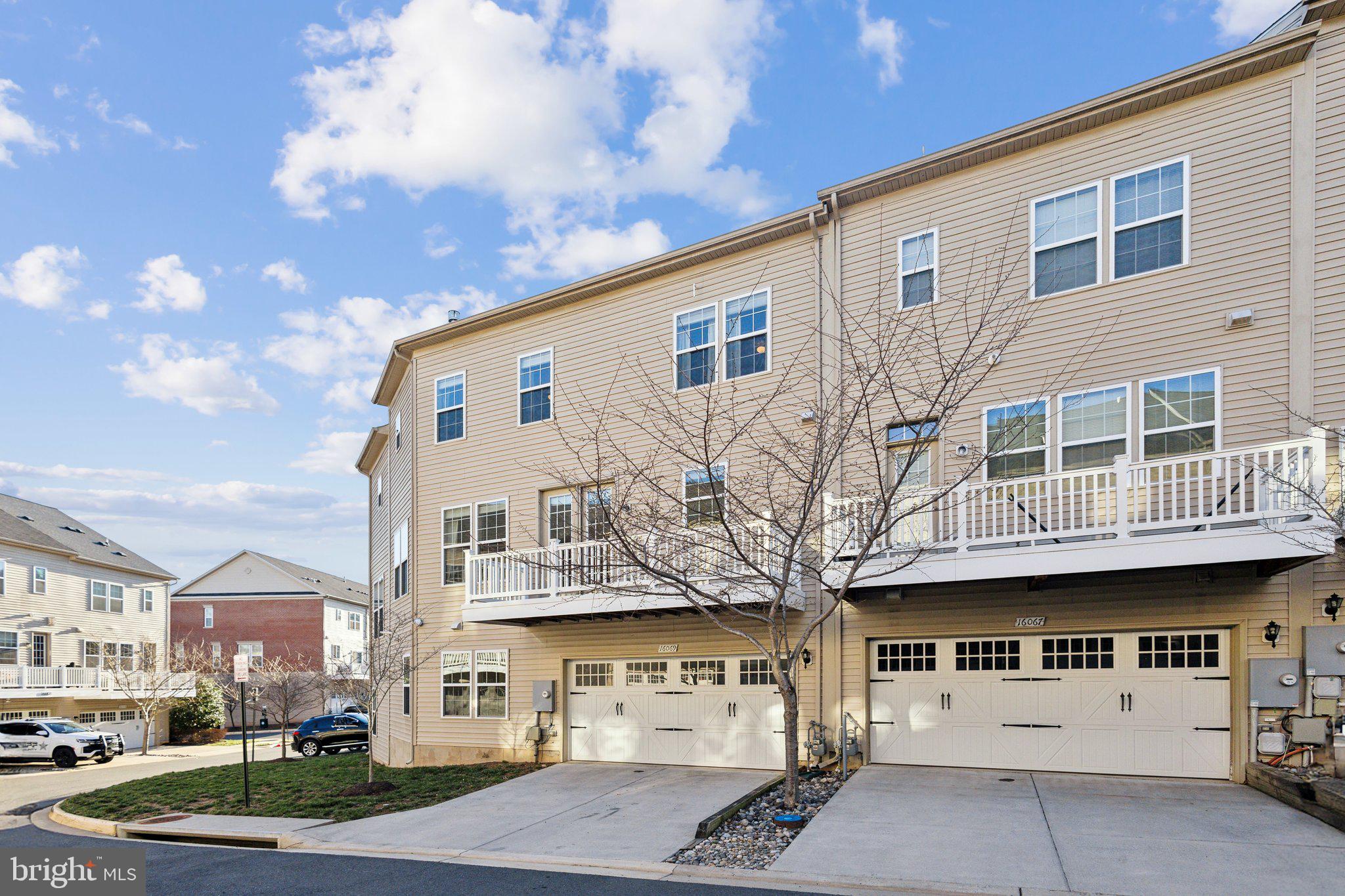 MADISON CRESCENT - Residential