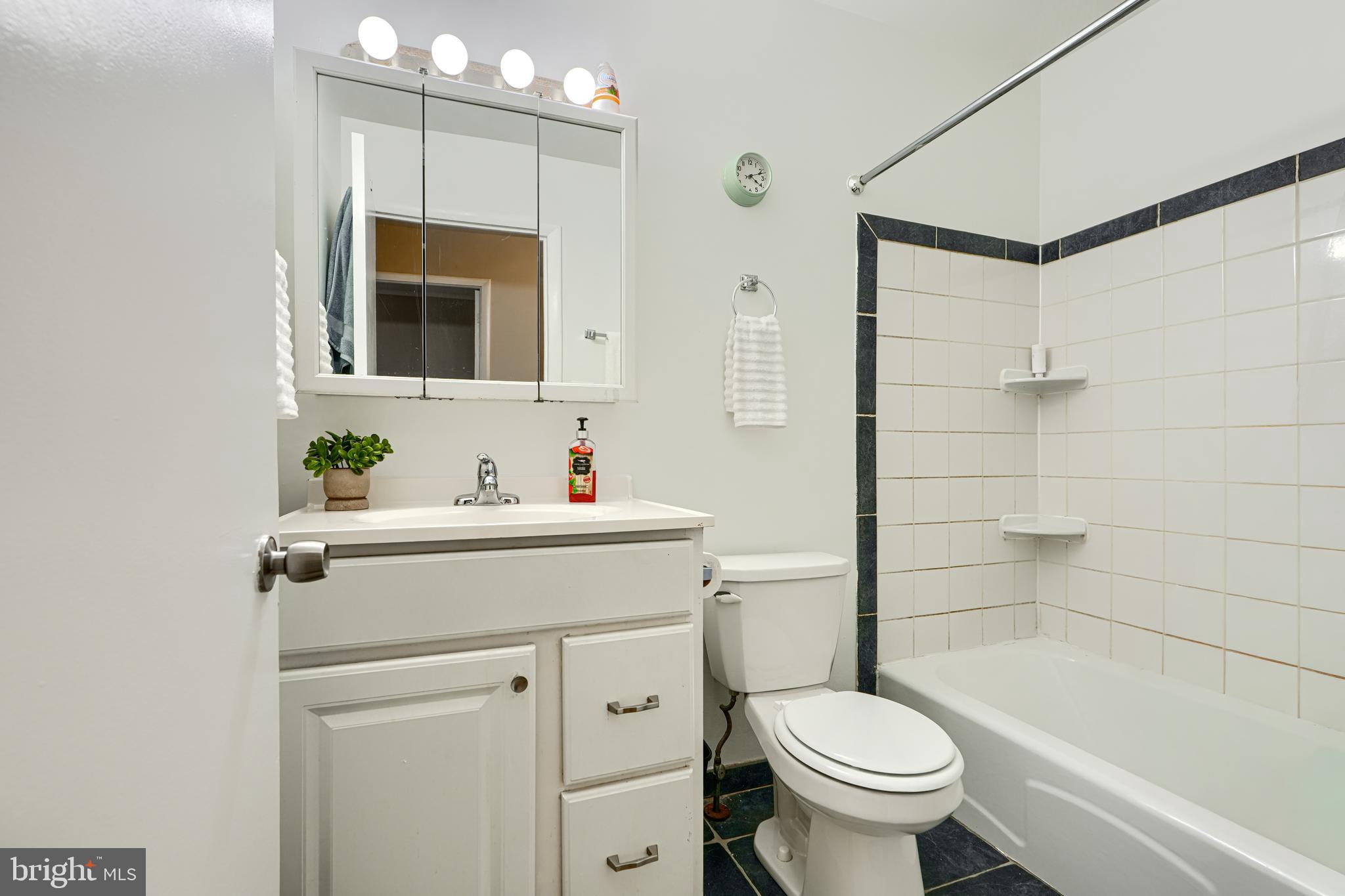 PELHAM WOOD - Residential