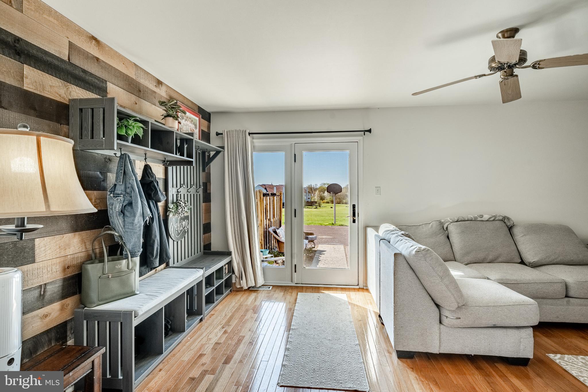 STRAWBERRY FIELDS - Residential