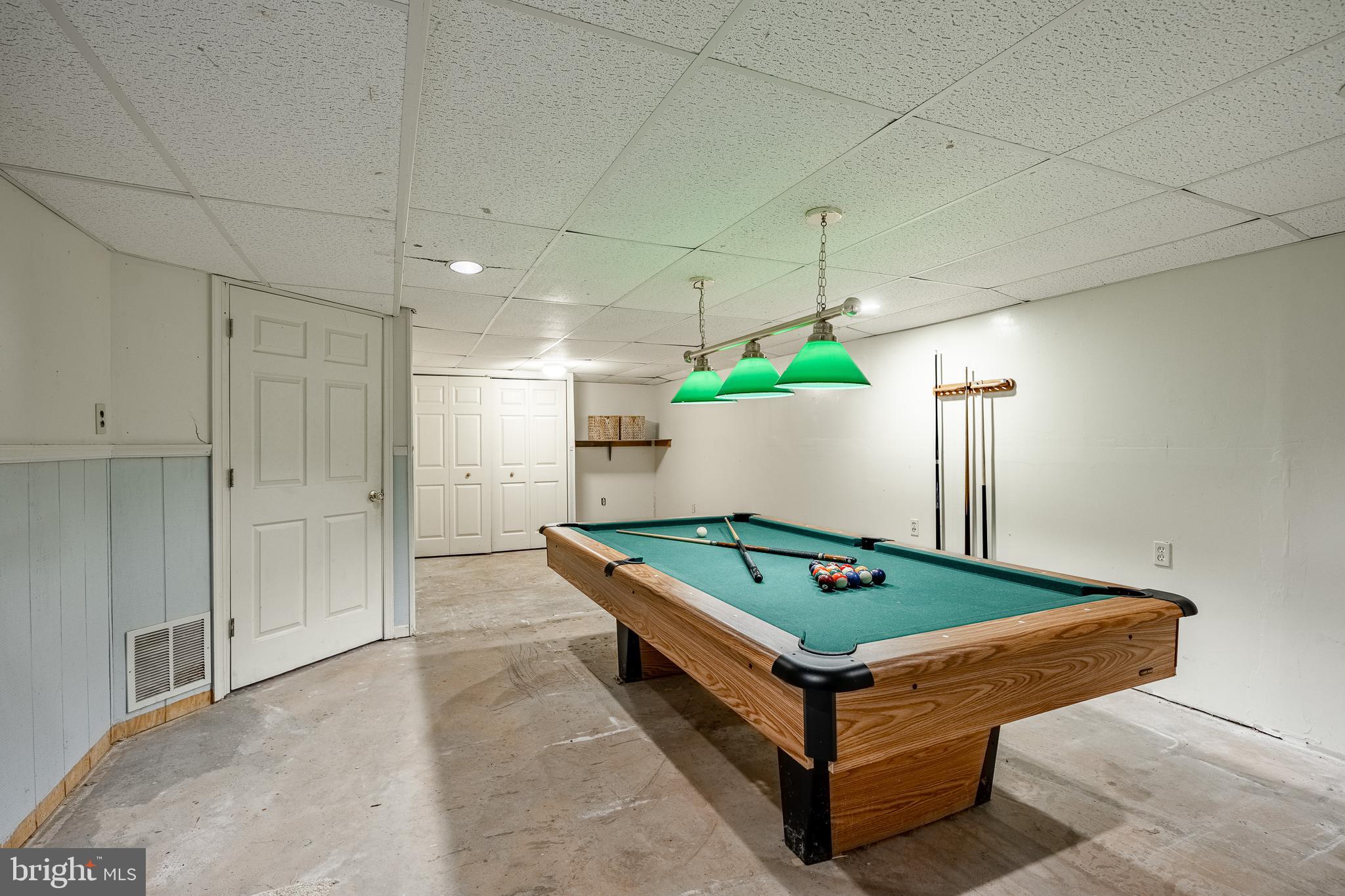 STRAWBERRY FIELDS - Residential