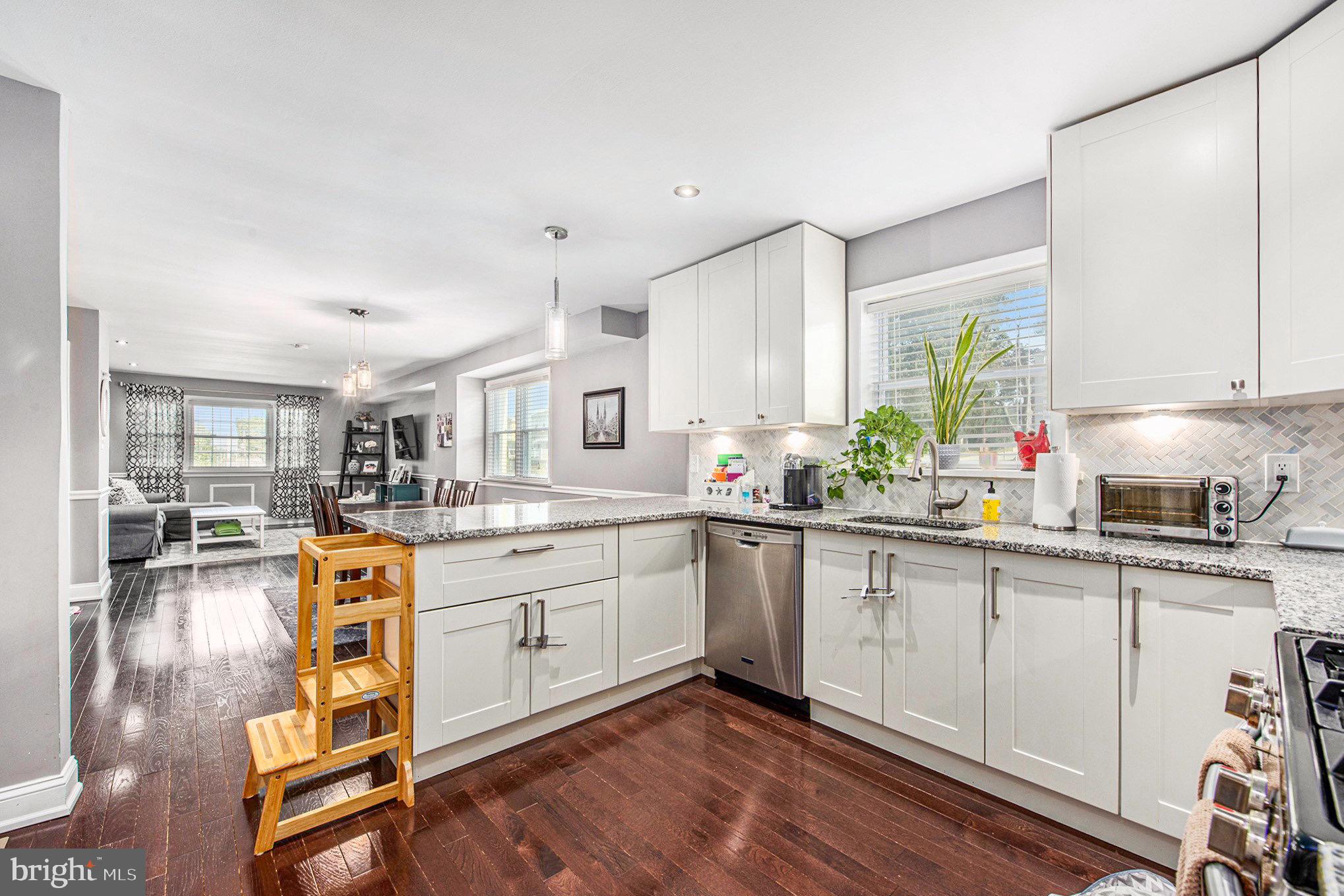 CONSHOHOCKEN - Residential Lease