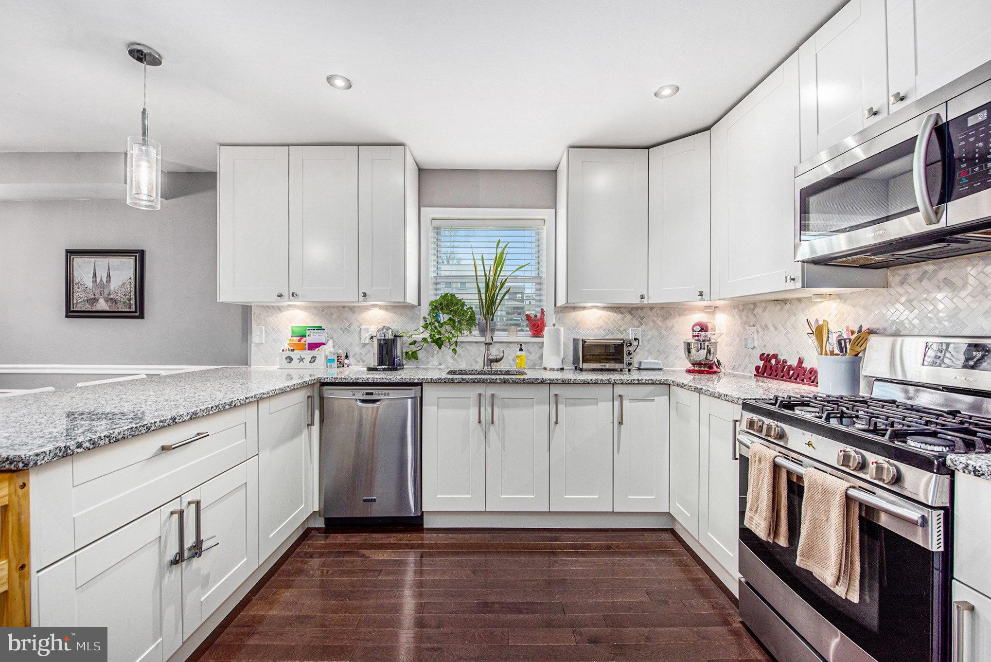 CONSHOHOCKEN - Residential Lease