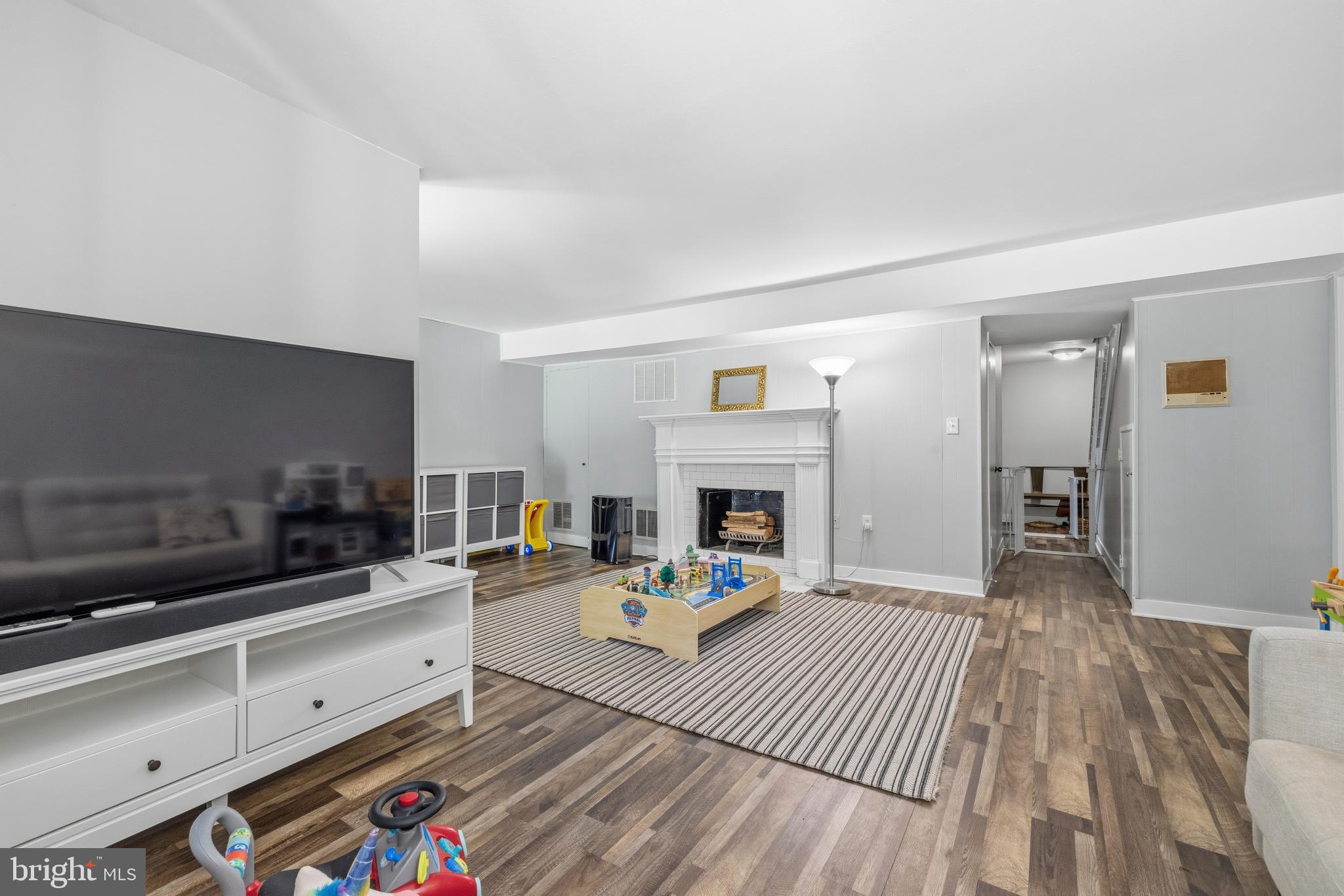 INVERNESS FOREST - Residential