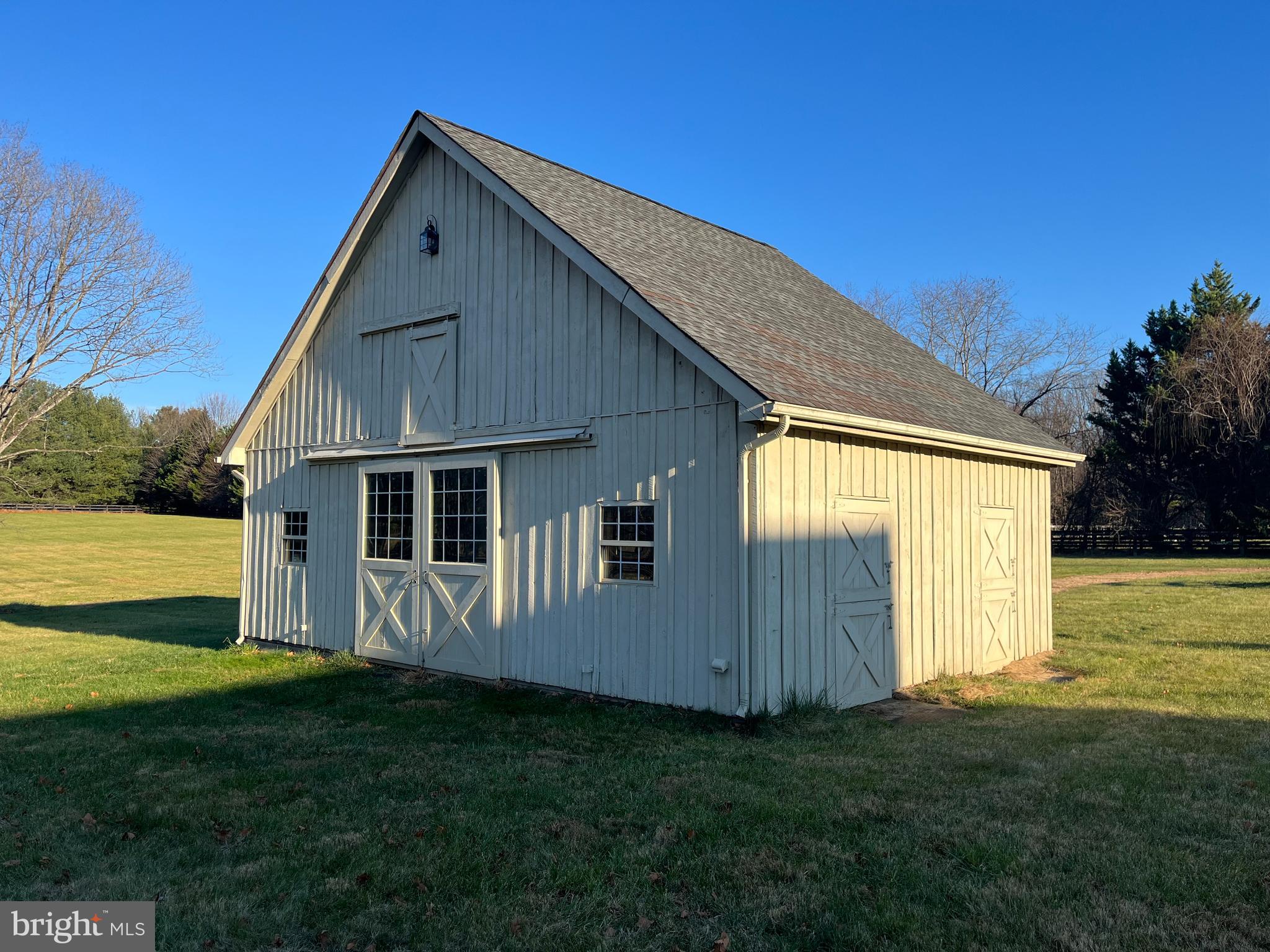 HUNTING HILL FARMS - Residential