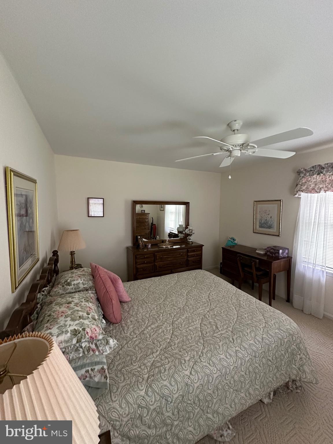 ESPERANZA FARMS - Residential