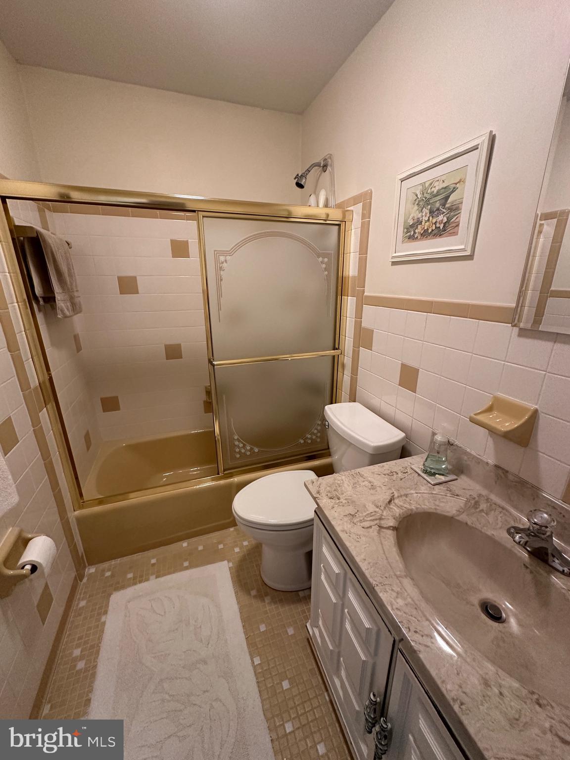 ESPERANZA FARMS - Residential