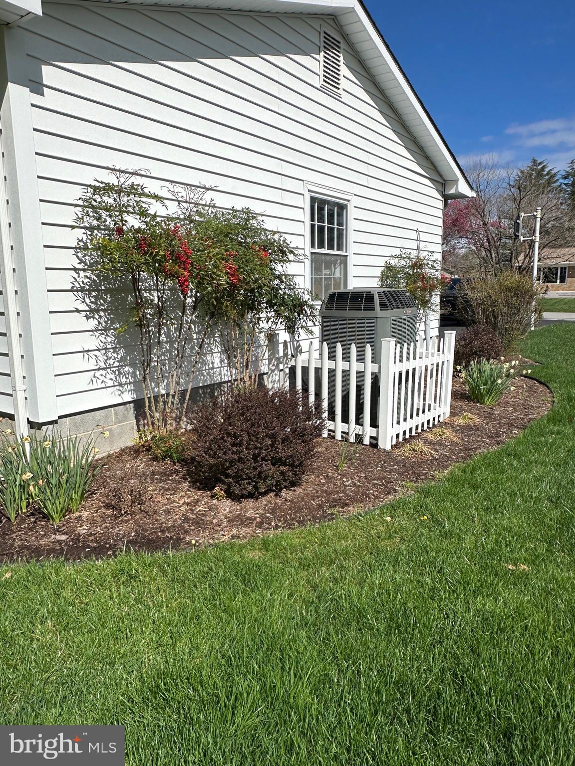 ESPERANZA FARMS - Residential