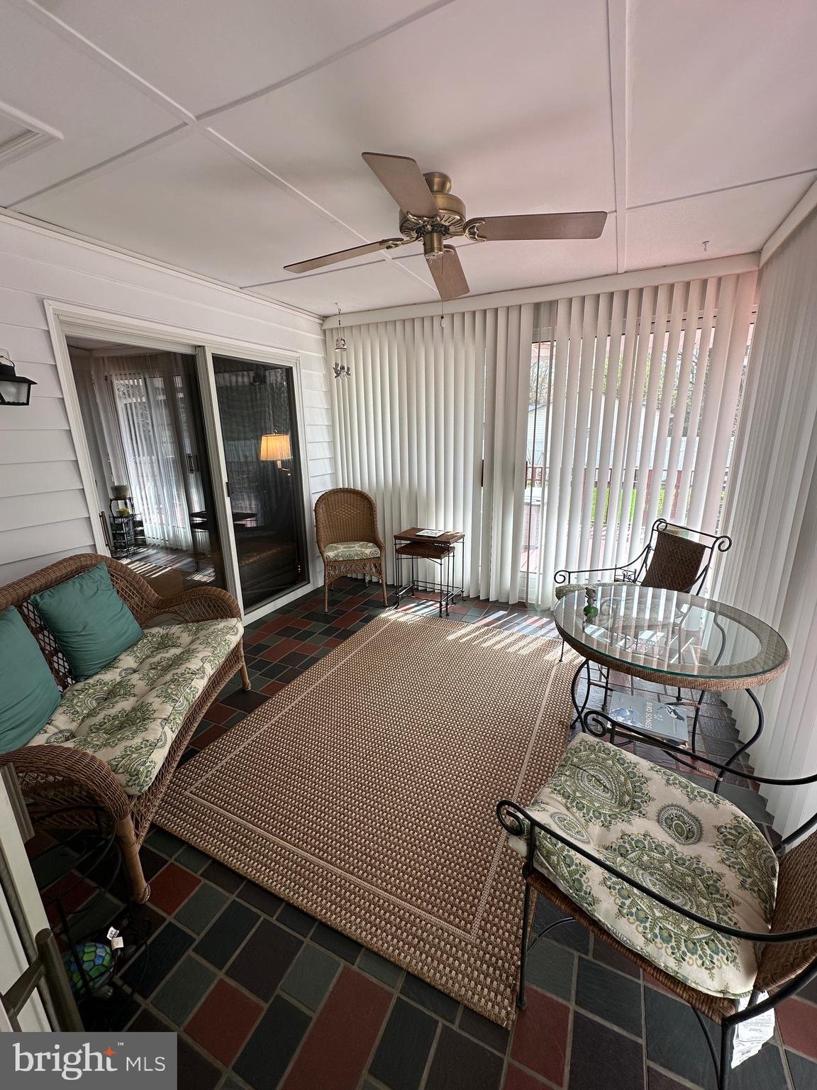 ESPERANZA FARMS - Residential