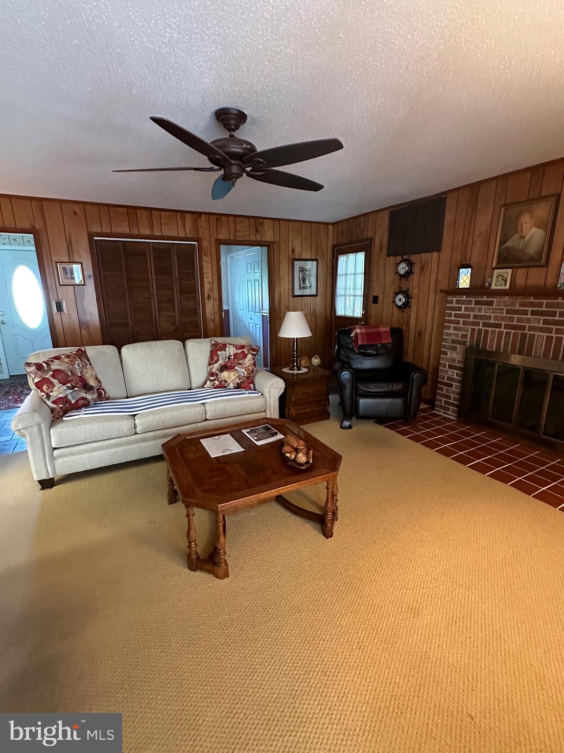 ESPERANZA FARMS - Residential