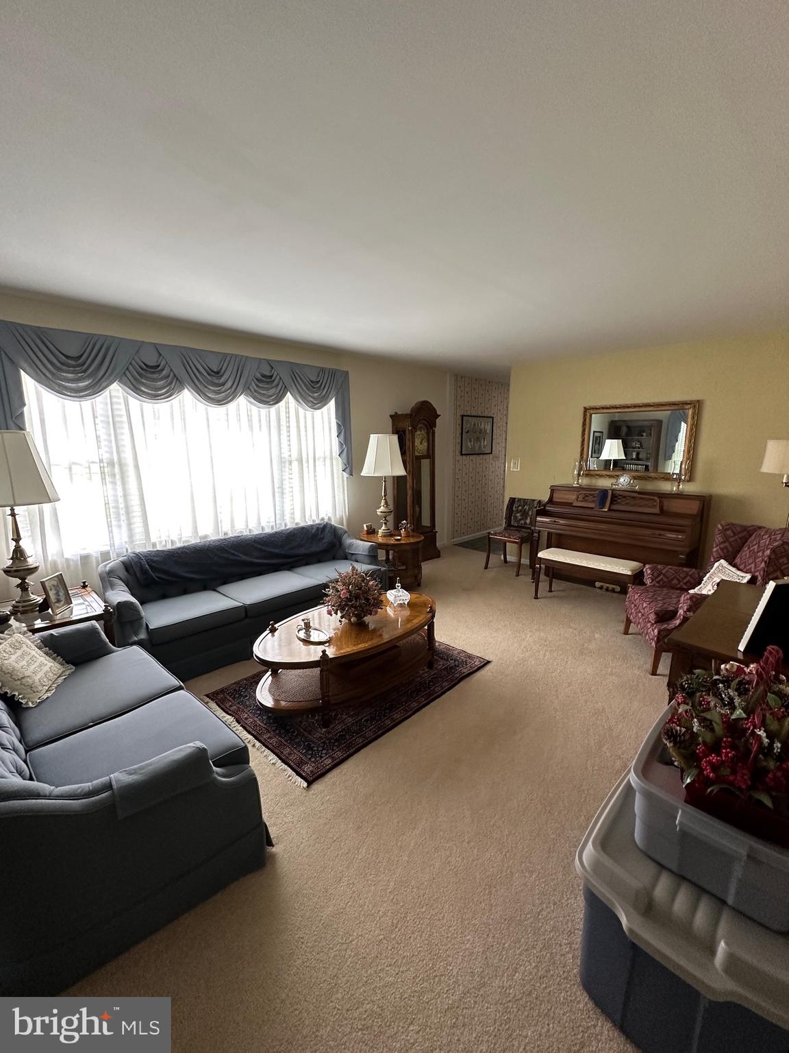 ESPERANZA FARMS - Residential