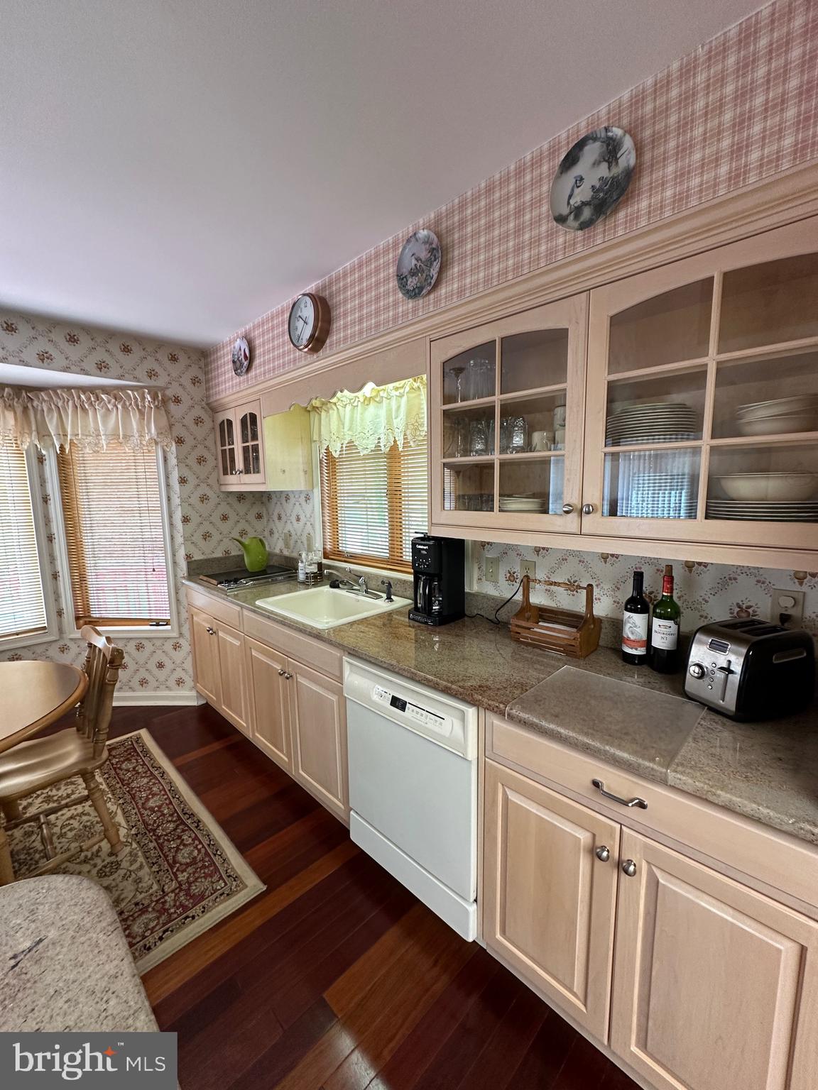 ESPERANZA FARMS - Residential