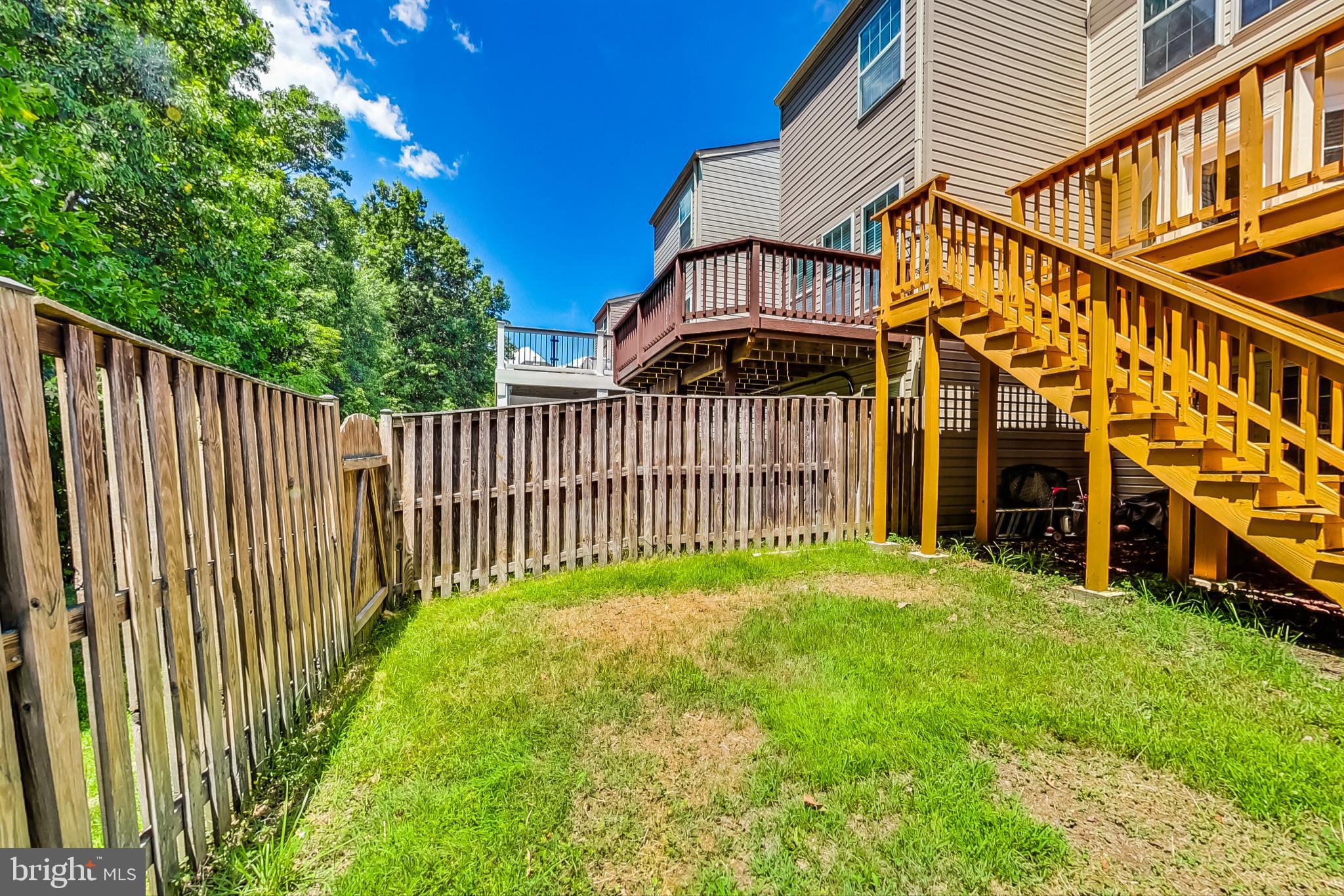 PINEY ORCHARD - Residential