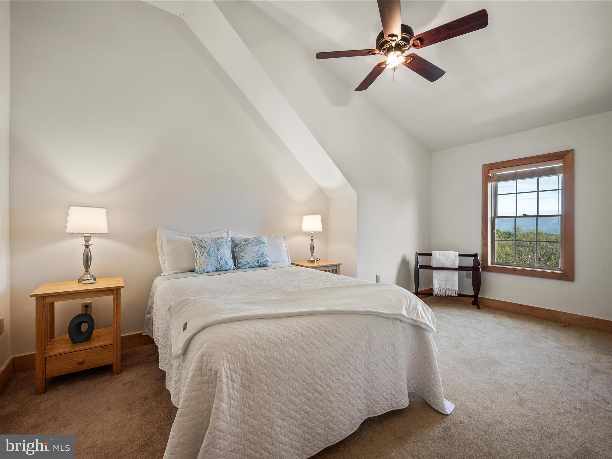 RIVER RIDGE - Residential