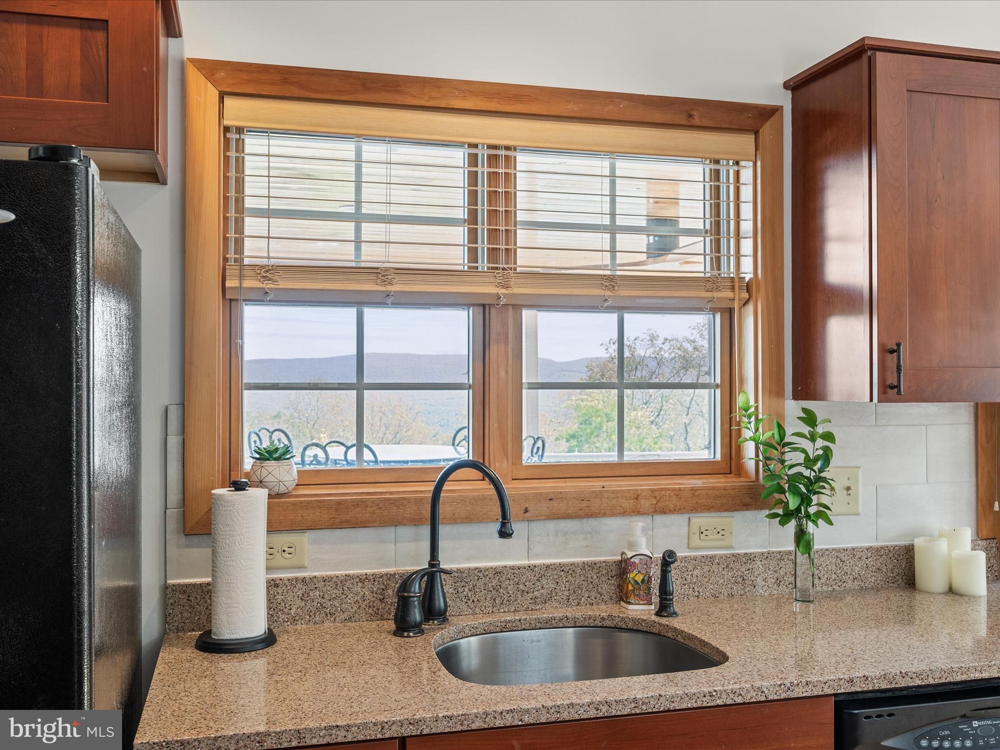 RIVER RIDGE - Residential