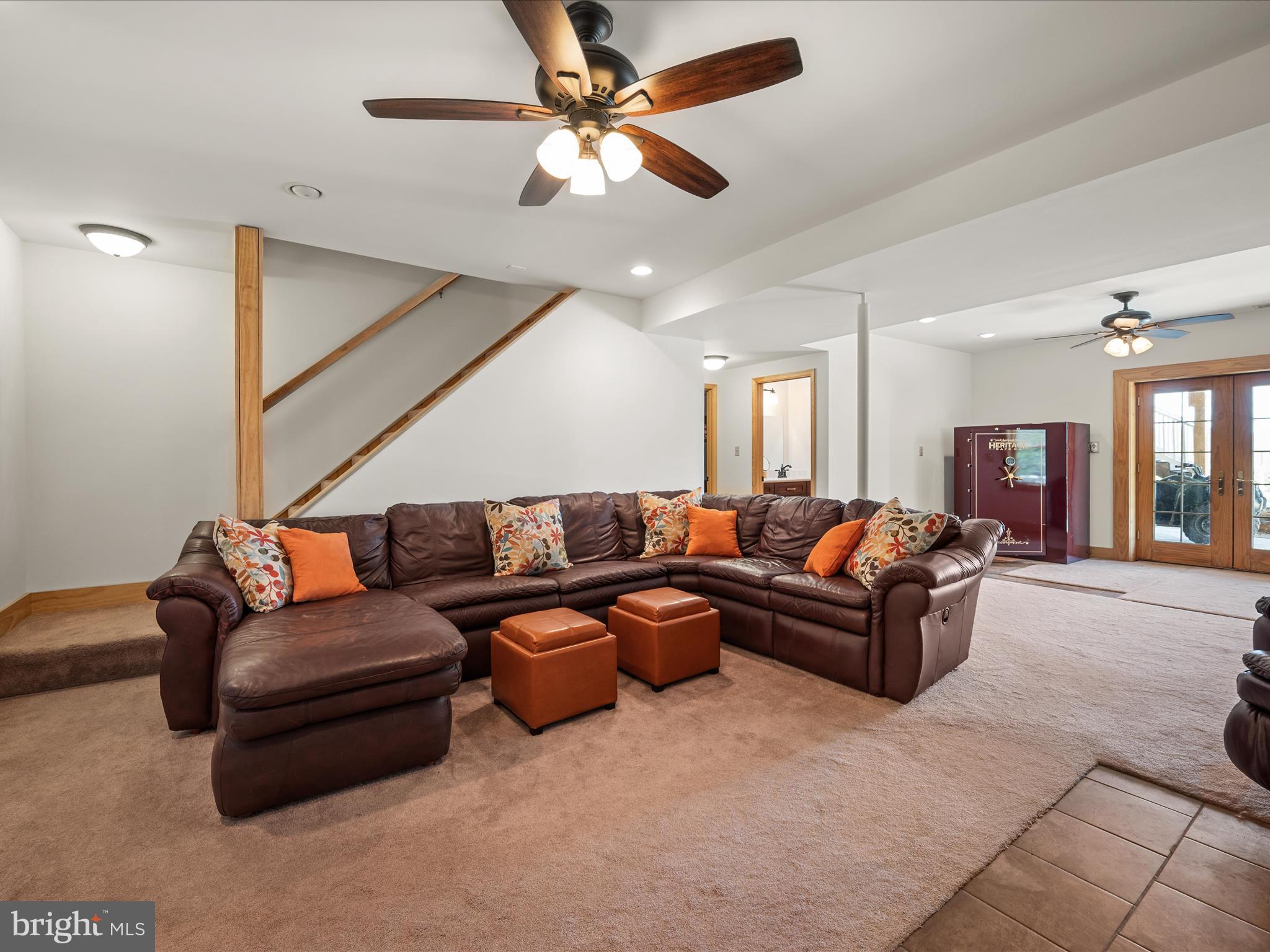 RIVER RIDGE - Residential